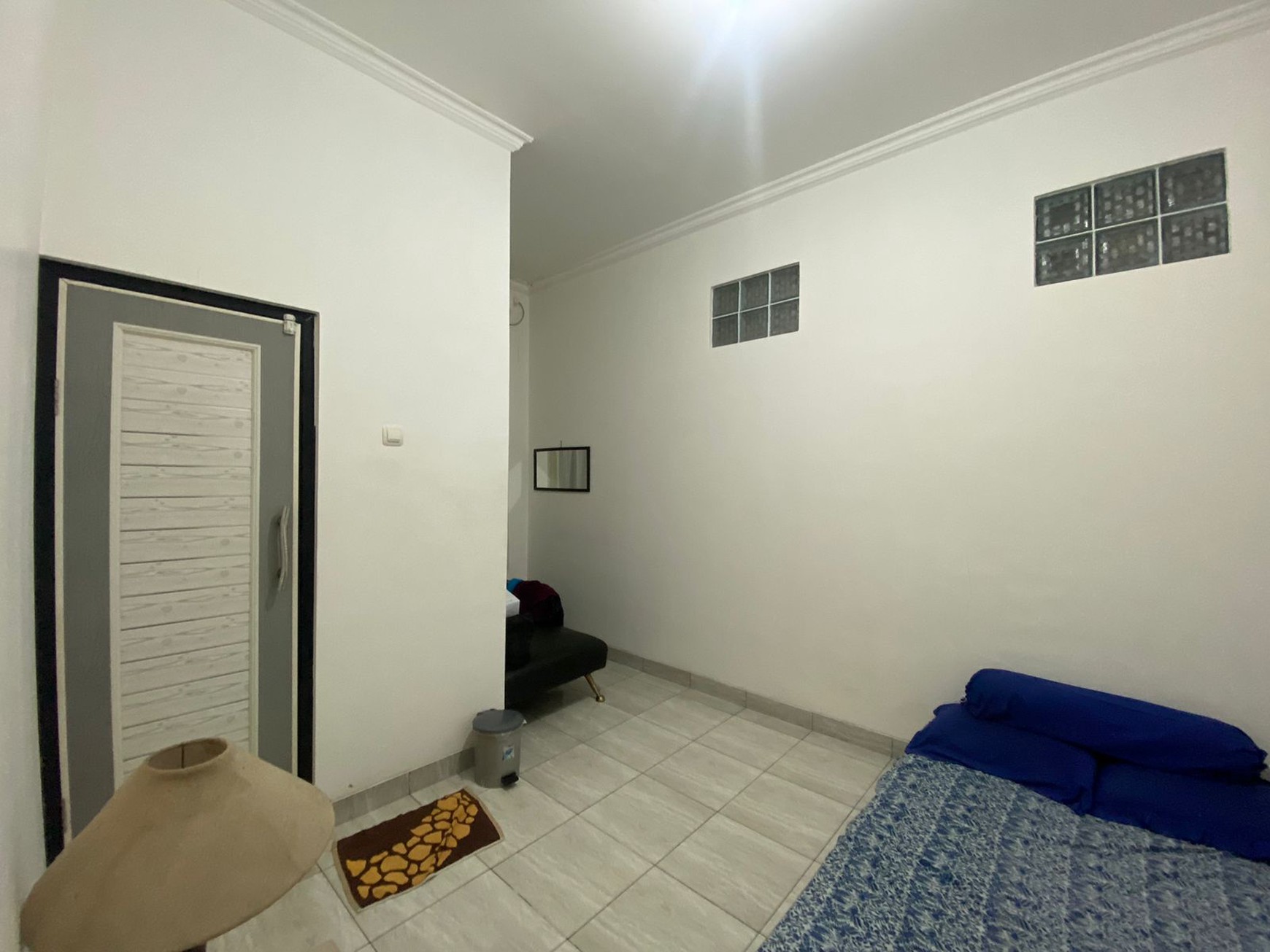 RUMAH COZY MINIMALIS 2 LANTAI DI METLAND CILEUNGSI