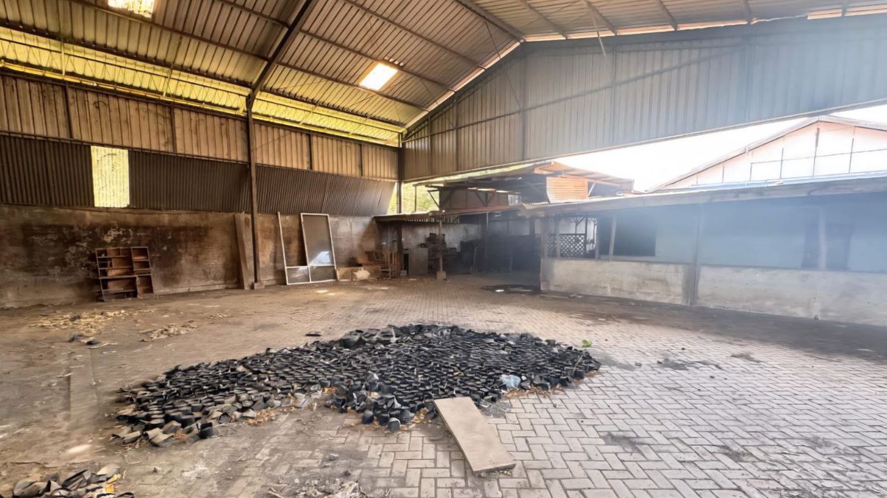 Sewa Gudang Murah Strategis di Raya Tambak Rejo Pasuruan