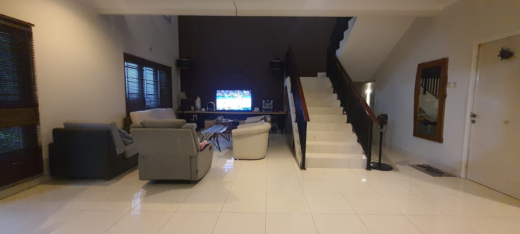 RUMAH MEWAH 2 LANTAI DI CLUSTER TERDEPAN KOTA WISATA CIBUBUR