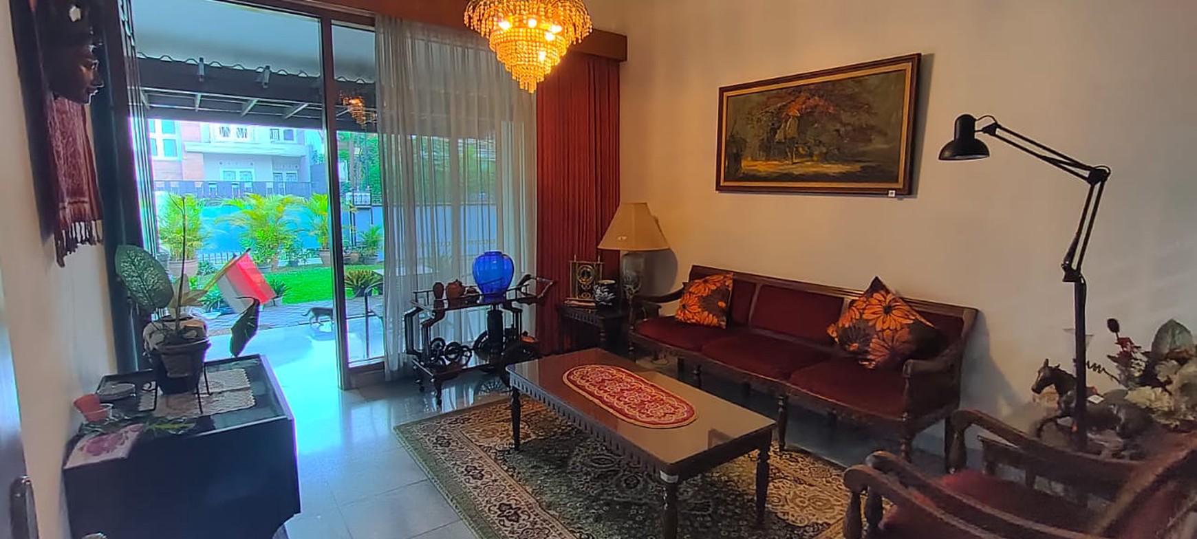DIJUAL RUMAH LUAS & NYAMAN DI KEBAYORAN BARU, JAKARTA SELATAN