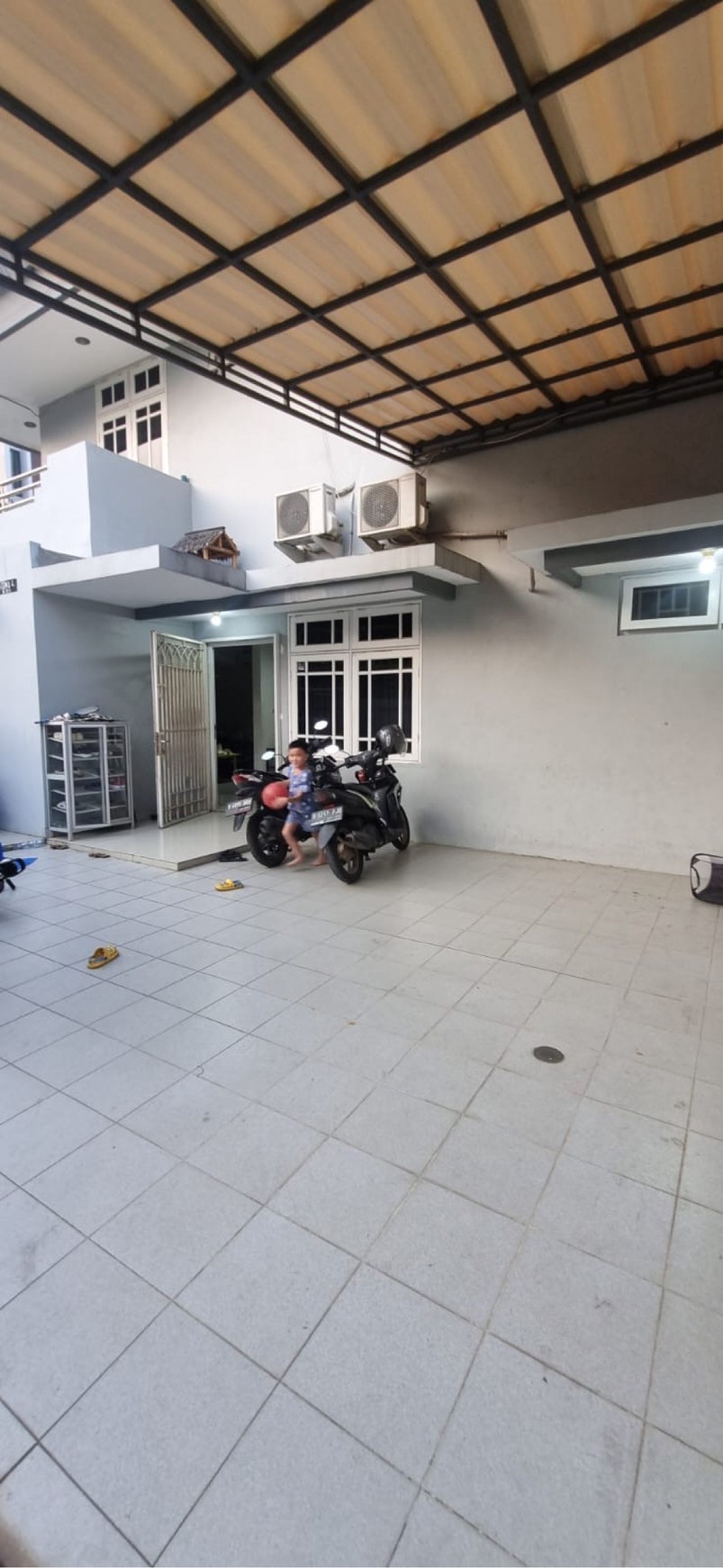 Rumah dilokasi strategis
