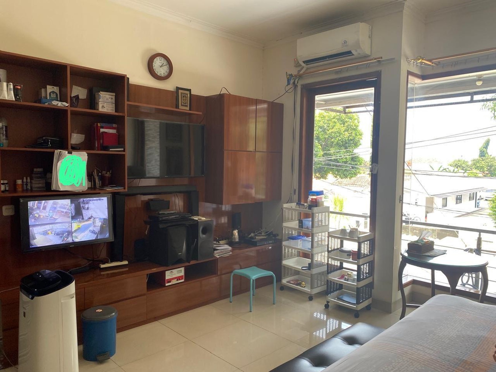 For Sale Rumah Siap Huni di Kebon Jeruk Jakarta Barat