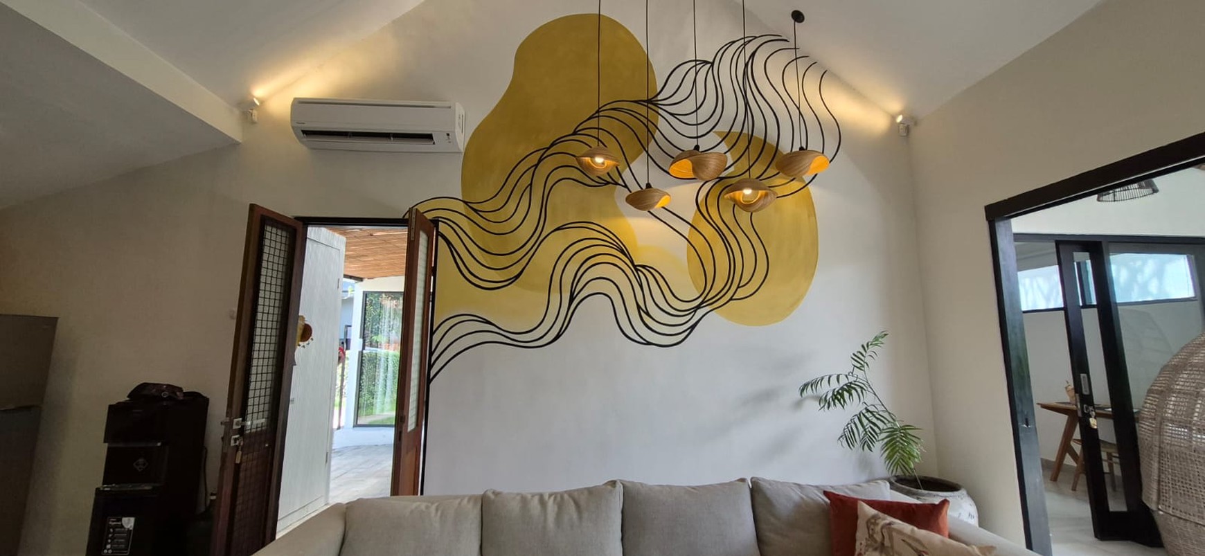 Leasehold - Fully Furnished Leasehold Villa in Padang Linjong - 1.6km to Echo Beach and La Brisa, Canggu, Bali