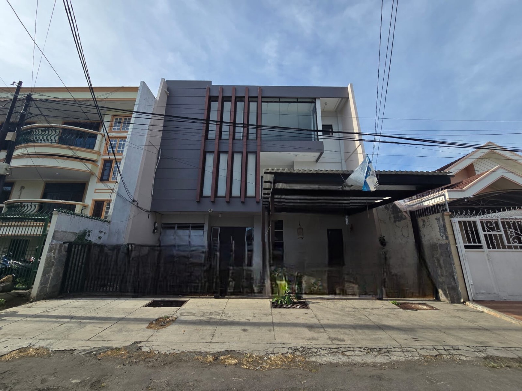 Rumah Dijual Dharmahudasa Indah Surabaya Timur