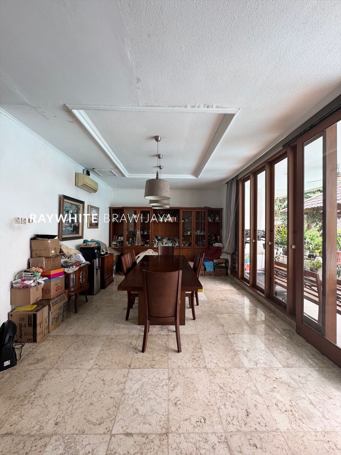 Rumah Siap Huni Lingkungan Tenang Area Kemang Timur