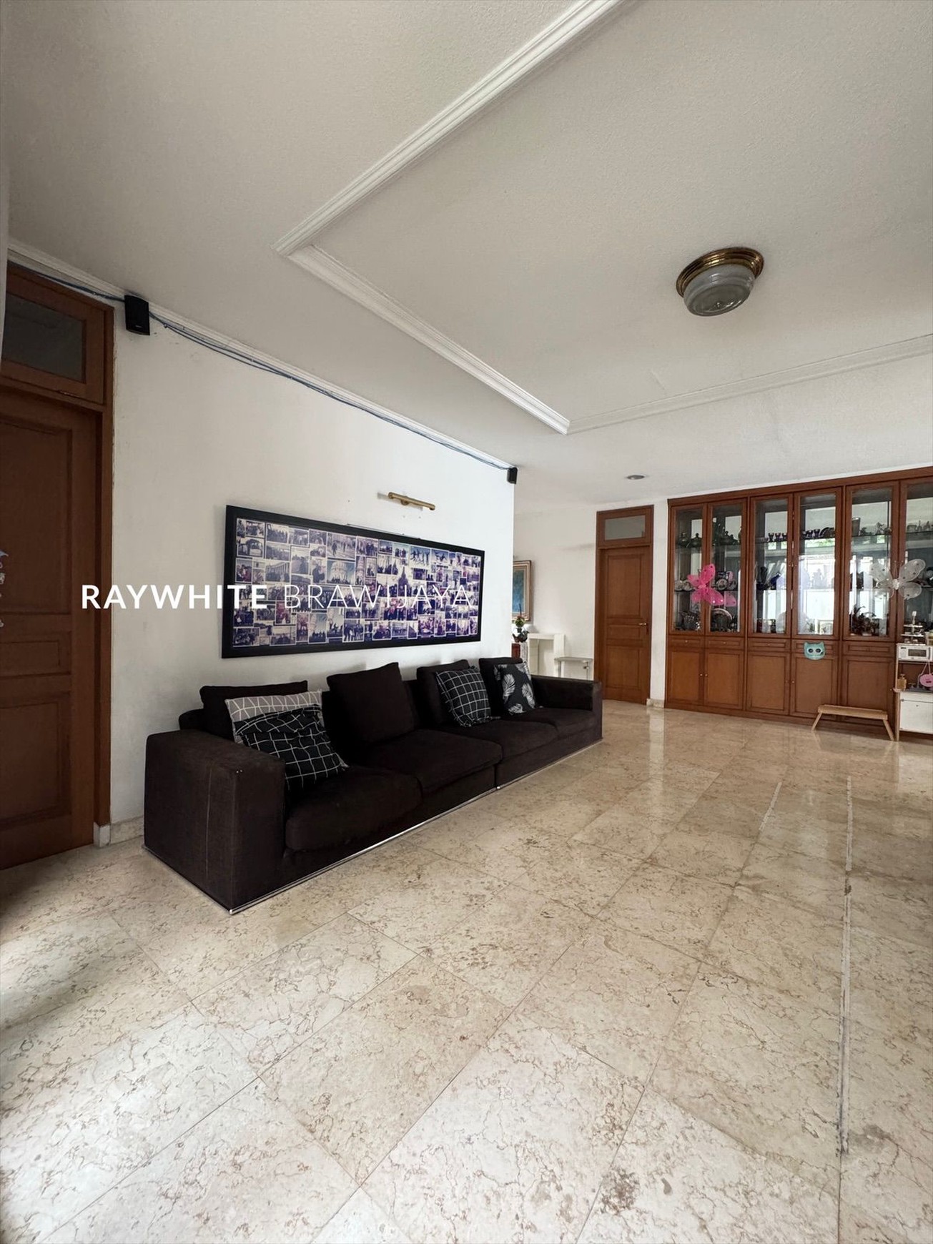 Rumah Siap Huni Lingkungan Tenang Area Kemang Timur