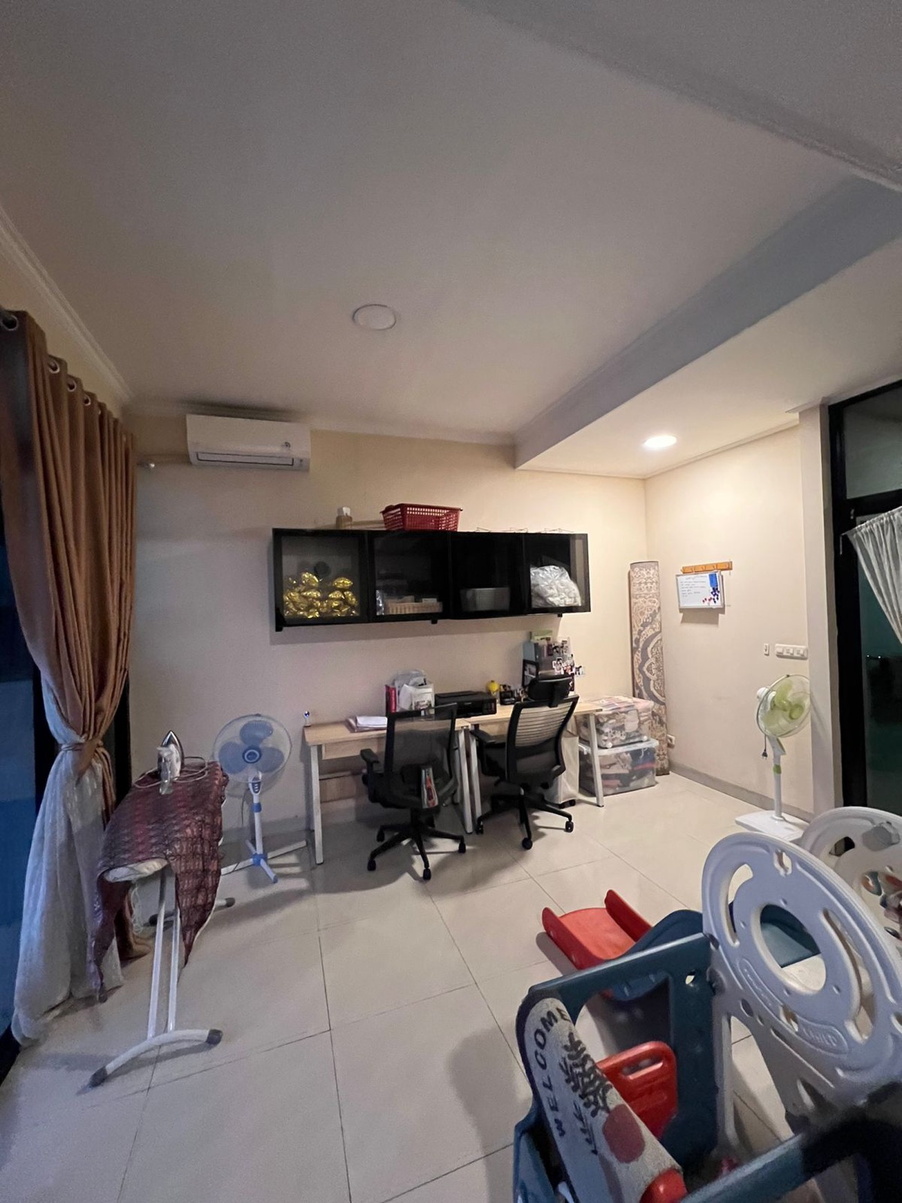 Dijual Ruko 3 Lantai di Joglo, Jakarta Barat - Siap Pakai untuk Kantor & Usaha