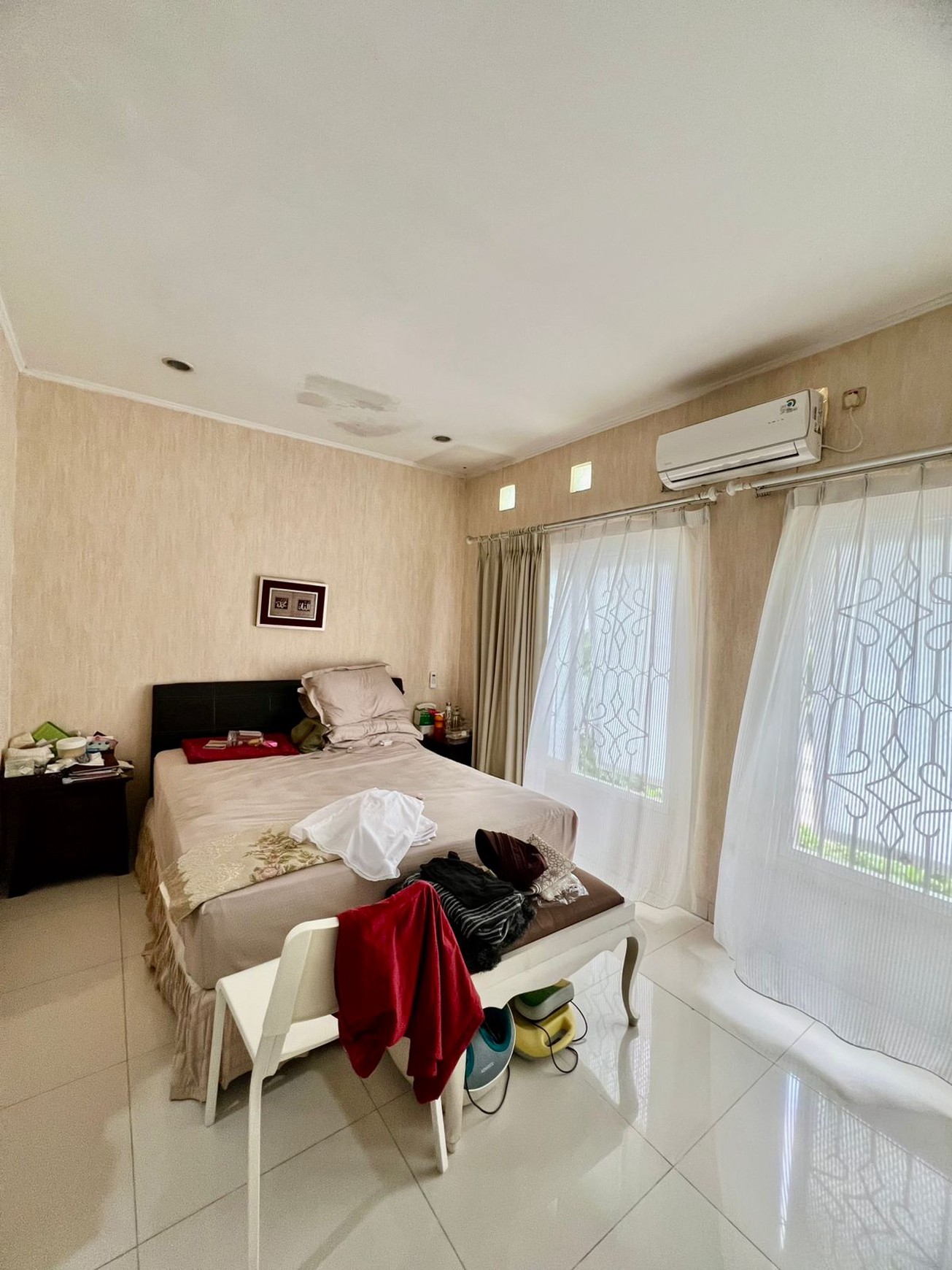 Rumah Bagus Hoek di Puri Bintaro, Bintaro Jaya Sektor 9