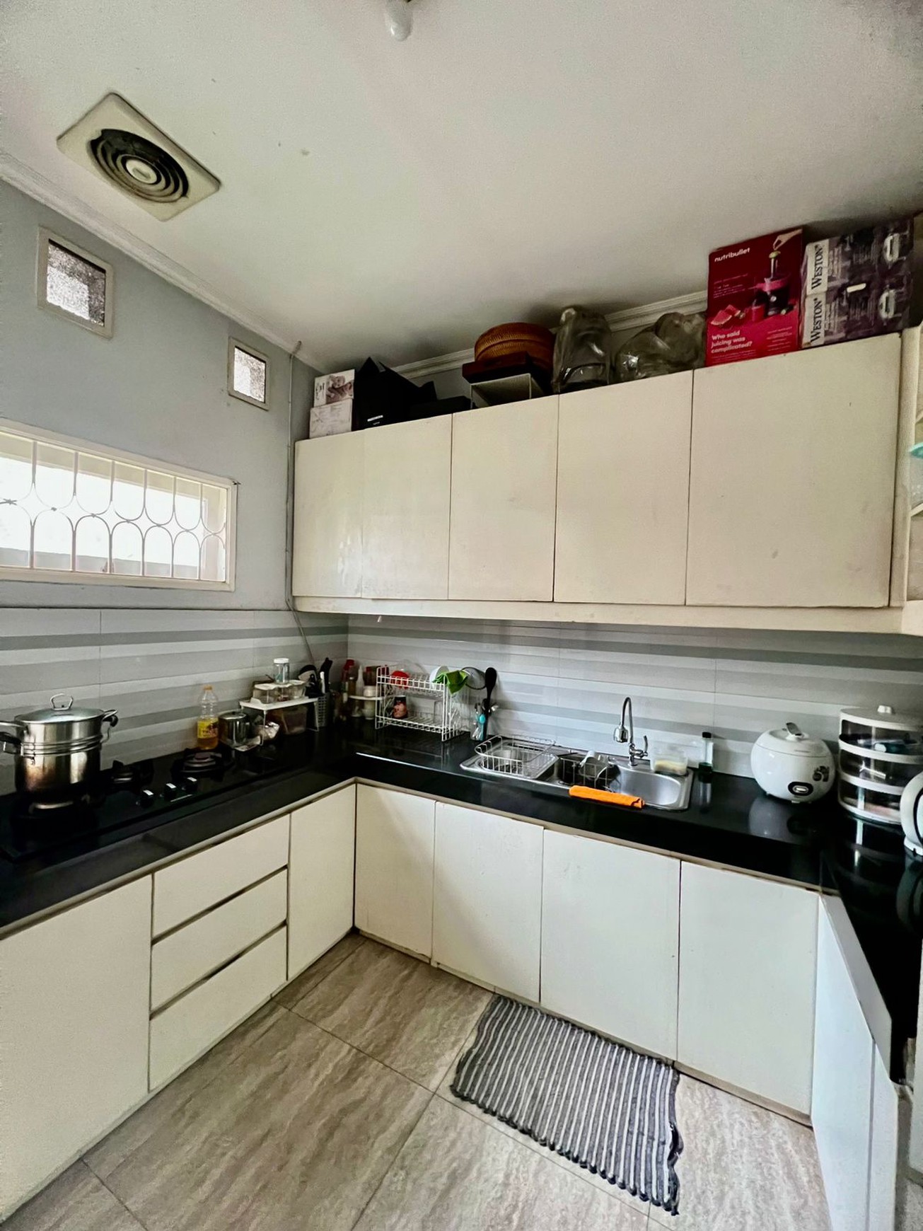 Rumah Bagus Hoek di Puri Bintaro, Bintaro Jaya Sektor 9