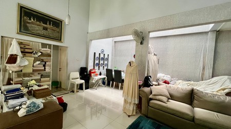 Rumah Bagus Hoek di Puri Bintaro, Bintaro Jaya Sektor 9