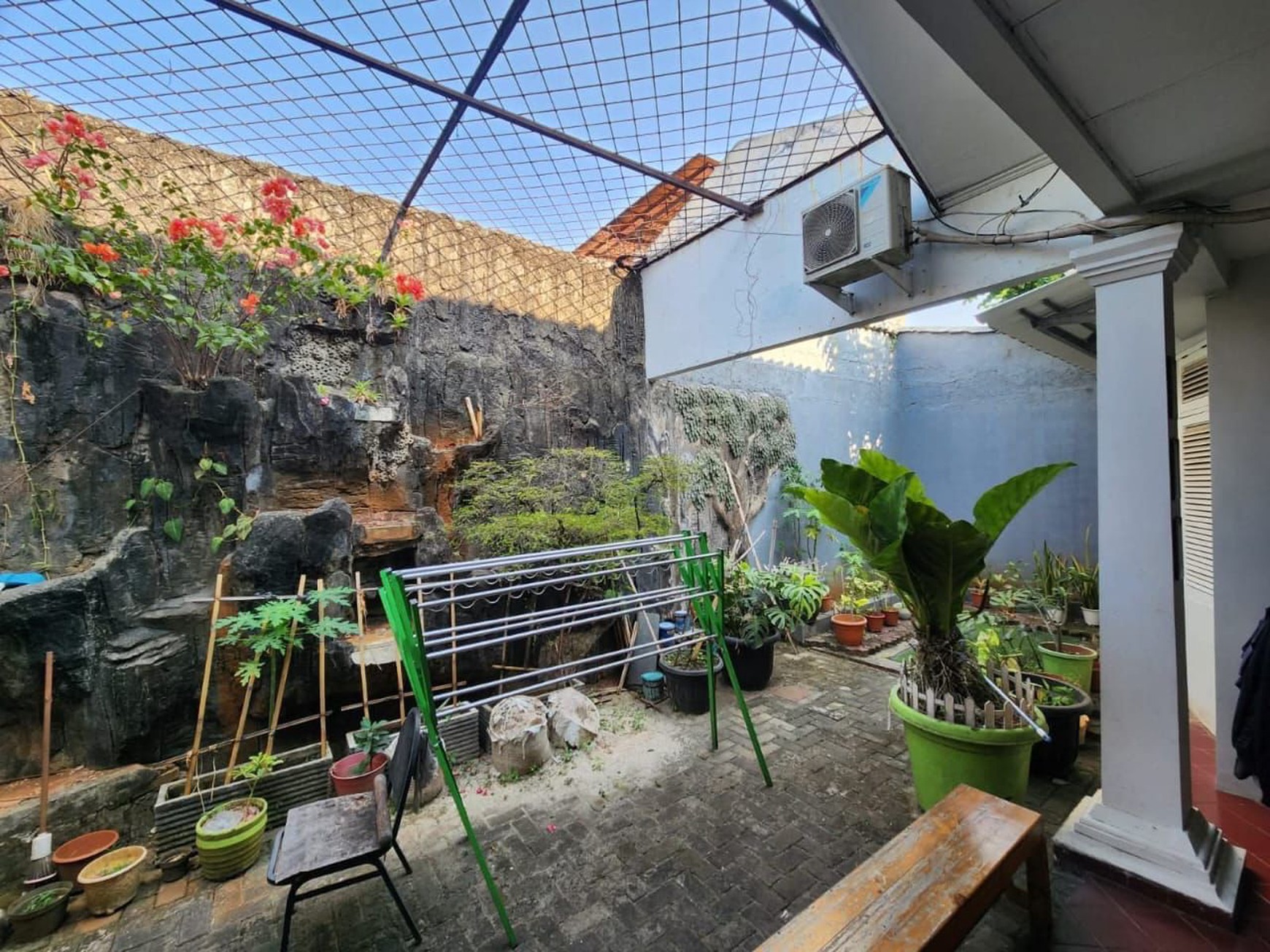 Rumah Bagus Di Jl Kav DKI Kembangan Jakarta Barat