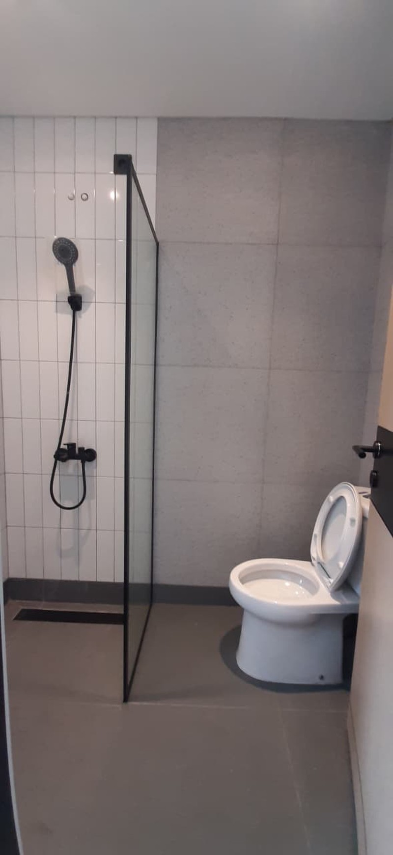 Rumah di Sektoe 3 Bintaro, Brand New. Lokas dekat dg Bintaro Plaza, st kereta, RS Mitra Keluarga dan sekolah Pembangunan Jaya...