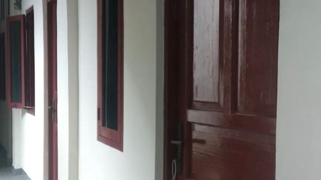 Rumah kos-kosan Di Jl H Joan Pondok Aren Tangerang Selatan