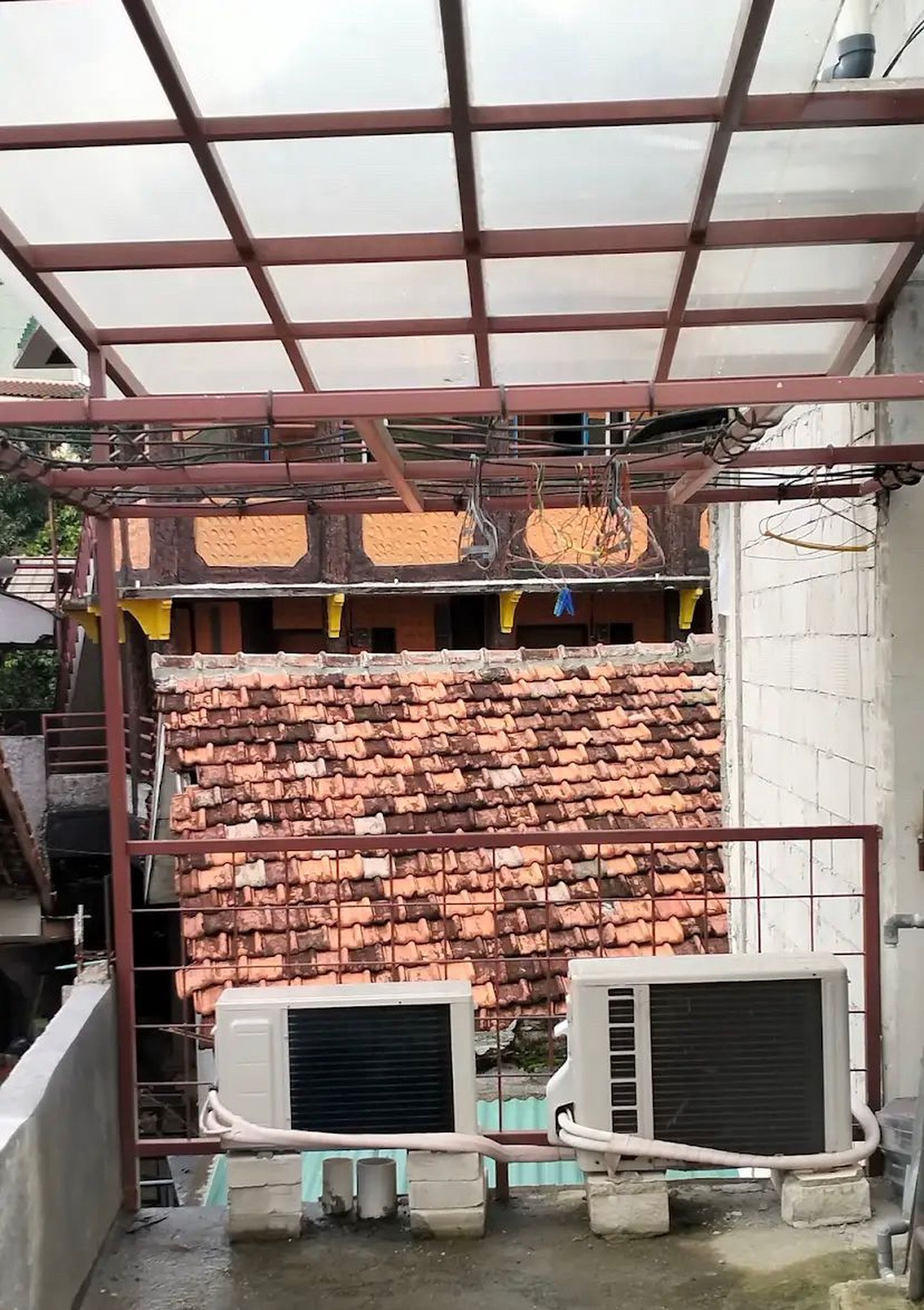 Rumah kos-kosan Di Jl H Joan Pondok Aren Tangerang Selatan
