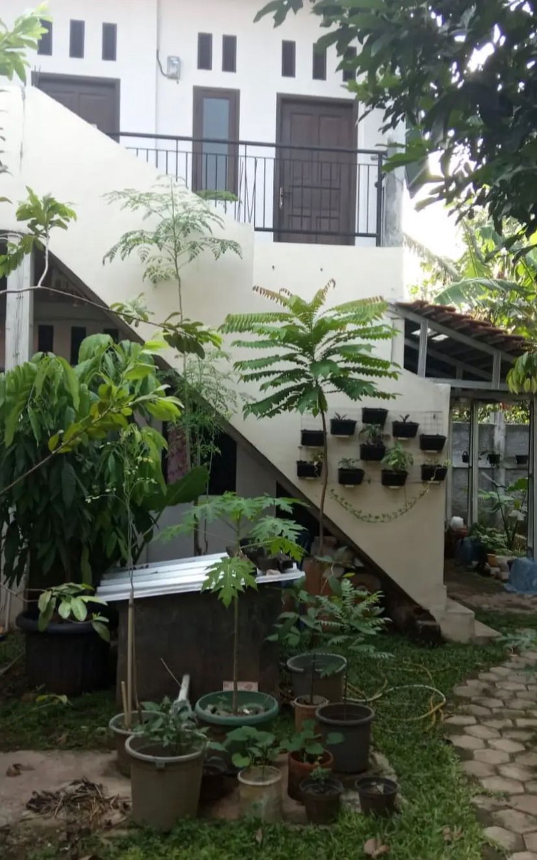 Rumah kos-kosan Di Jl H Joan Pondok Aren Tangerang Selatan