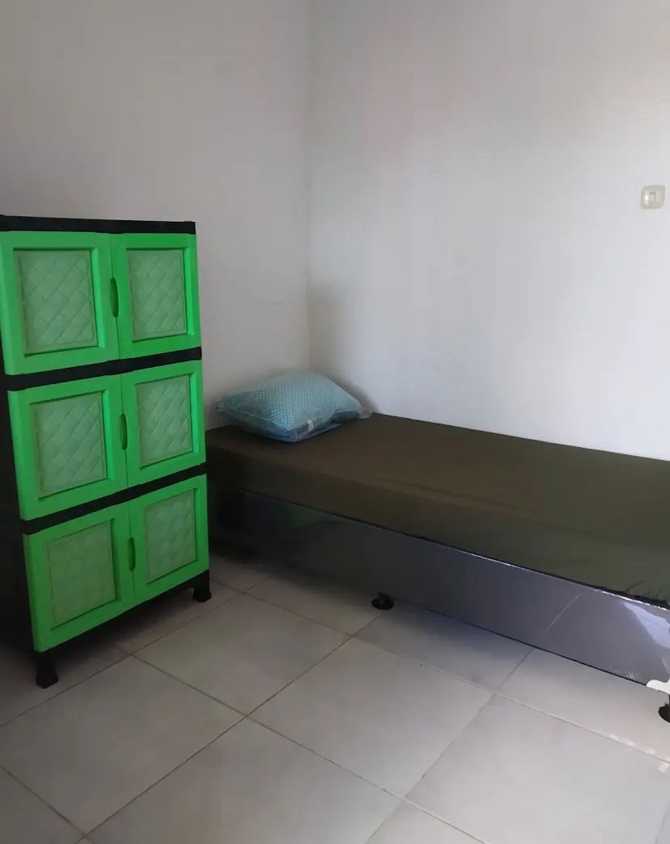 Rumah kos-kosan Di Jl H Joan Pondok Aren Tangerang Selatan