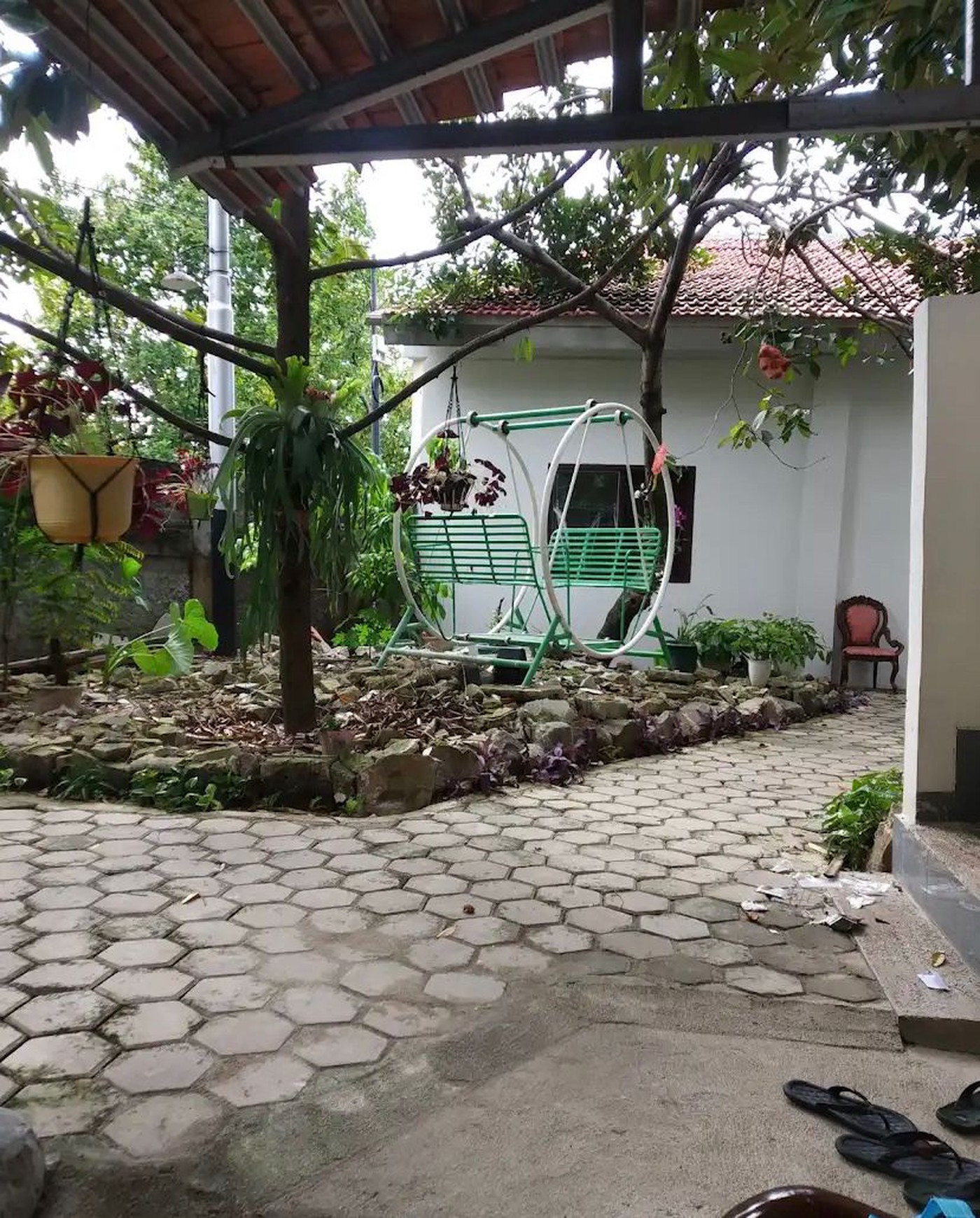 Rumah kos-kosan Di Jl H Joan Pondok Aren Tangerang Selatan