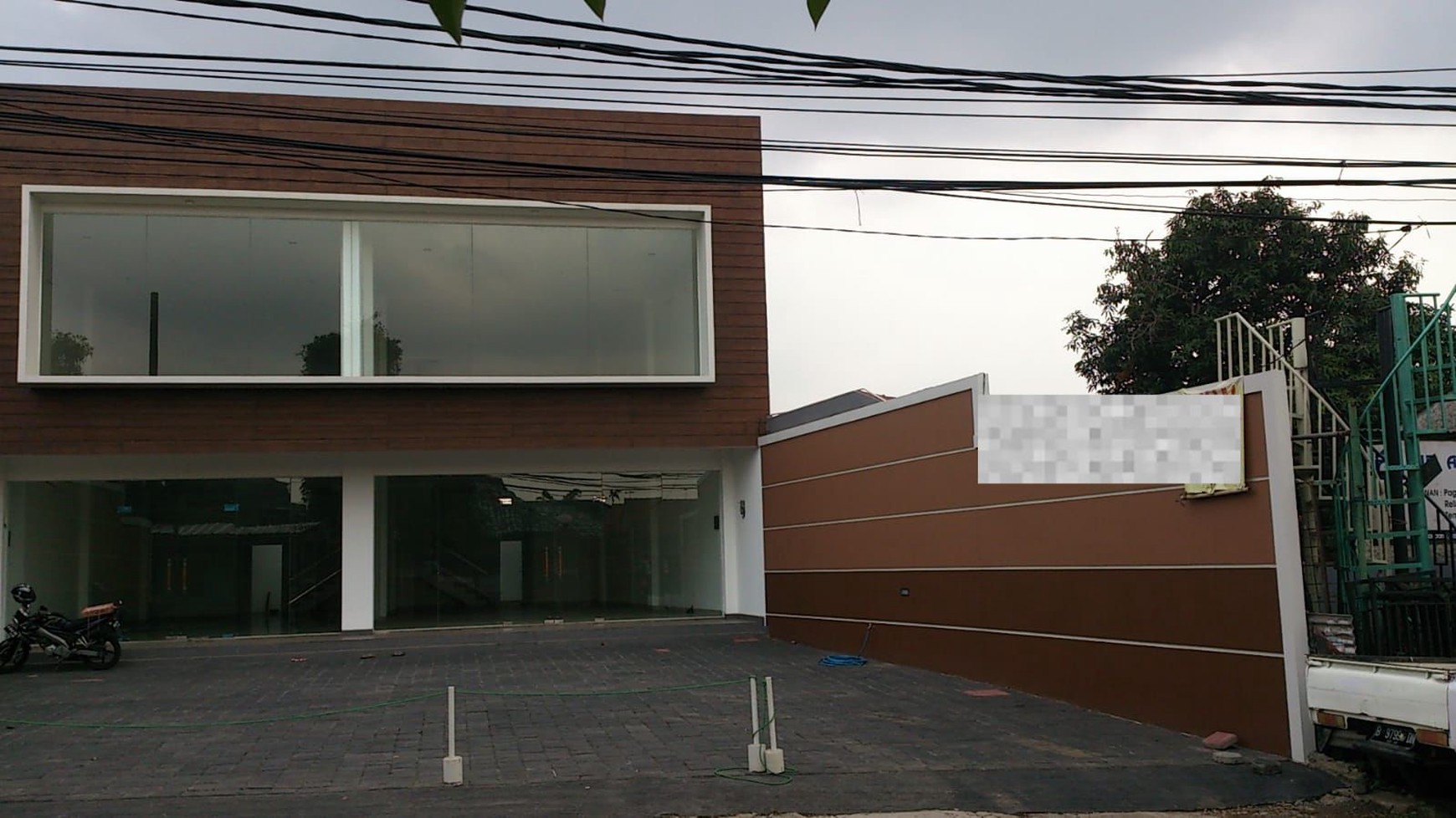 Gedung Siap Pakai Di Jl M Kahfi Jagakarsa Jakarta Selatan
