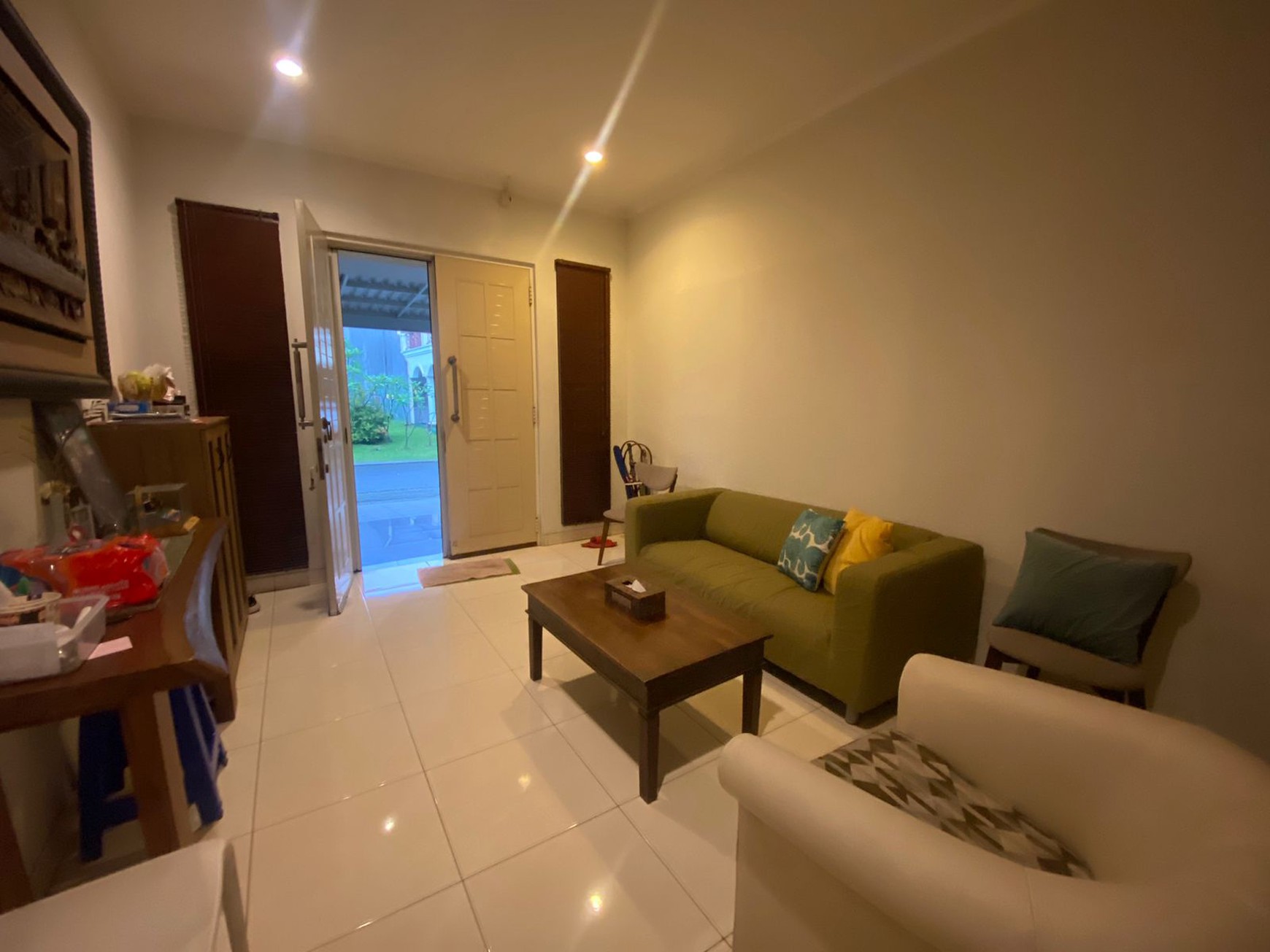 RUMAH MEWAH 2 LANTAI DI CLUSTER TERDEPAN KOTA WISATA CIBUBUR