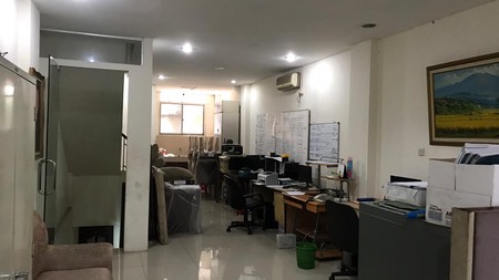 Ruko Komersial 3,5 Lantai siap pakai cideng jakarta pusat 