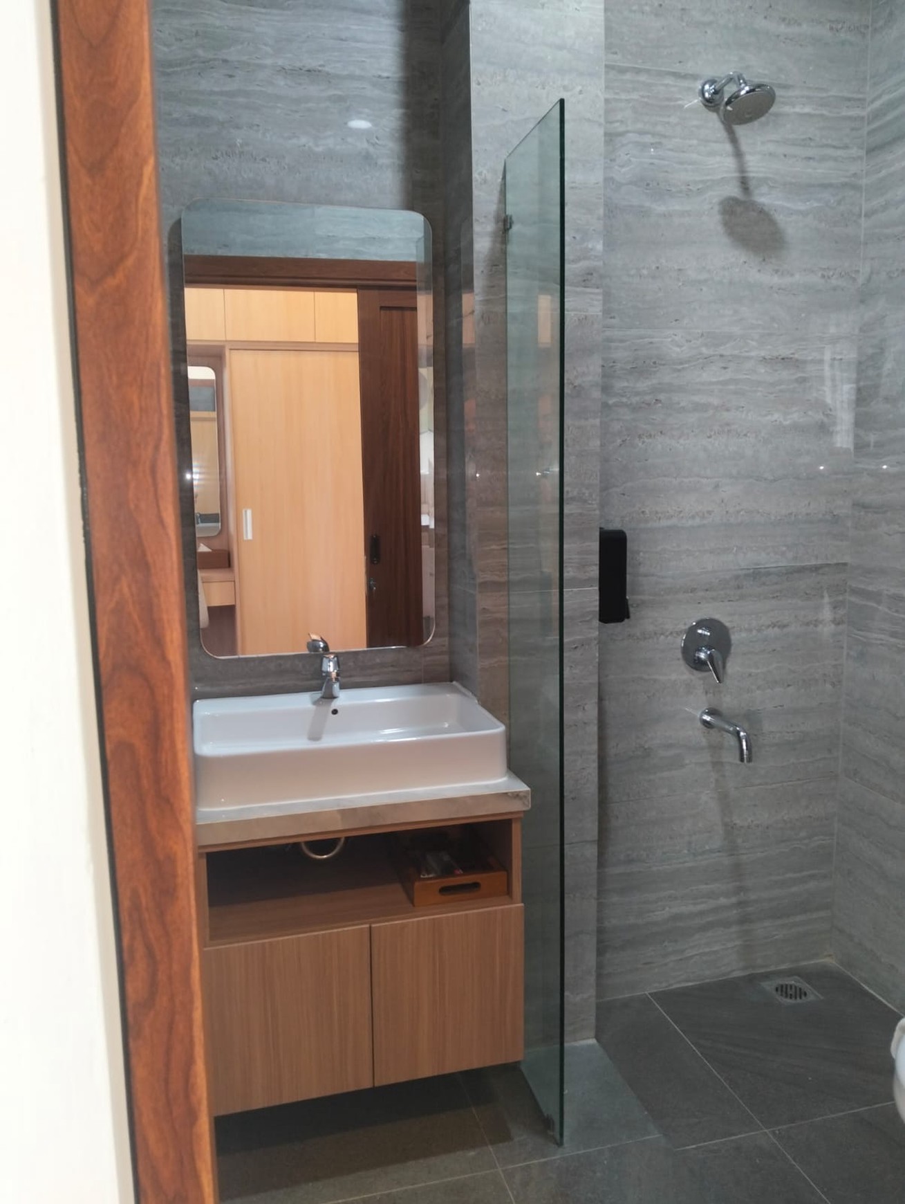 Miliki Investasi Villa Furnish Lokasi Strategis Lokasi Dekat Jalan Wates Km 9, Gamping