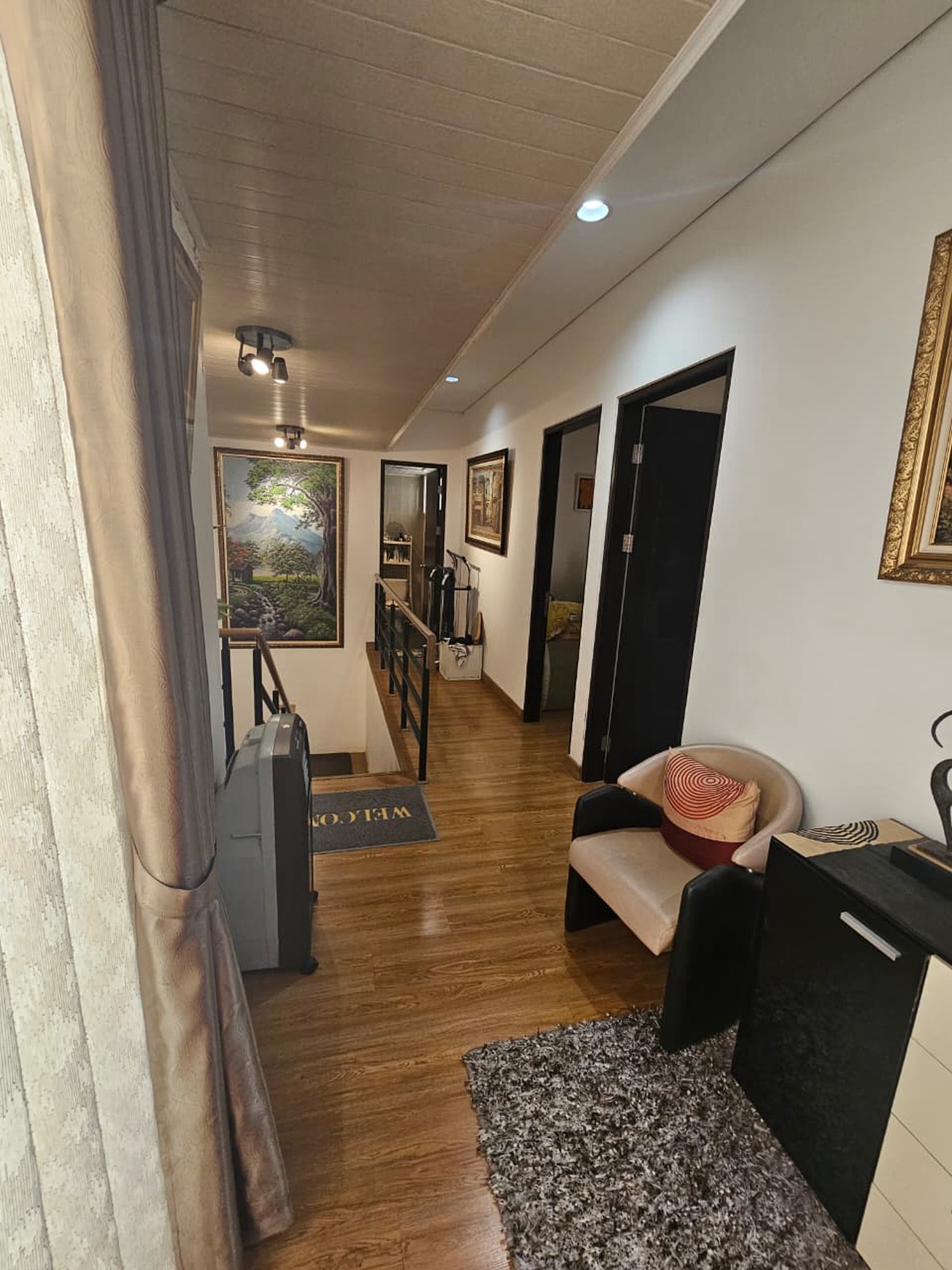 Rumah Modern 2 Lantai di The Wiladatika Residence Jakarta Timur