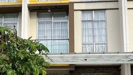 Rumah 3 Lantai di Cluster Arcadia PIK2 Type Aralia