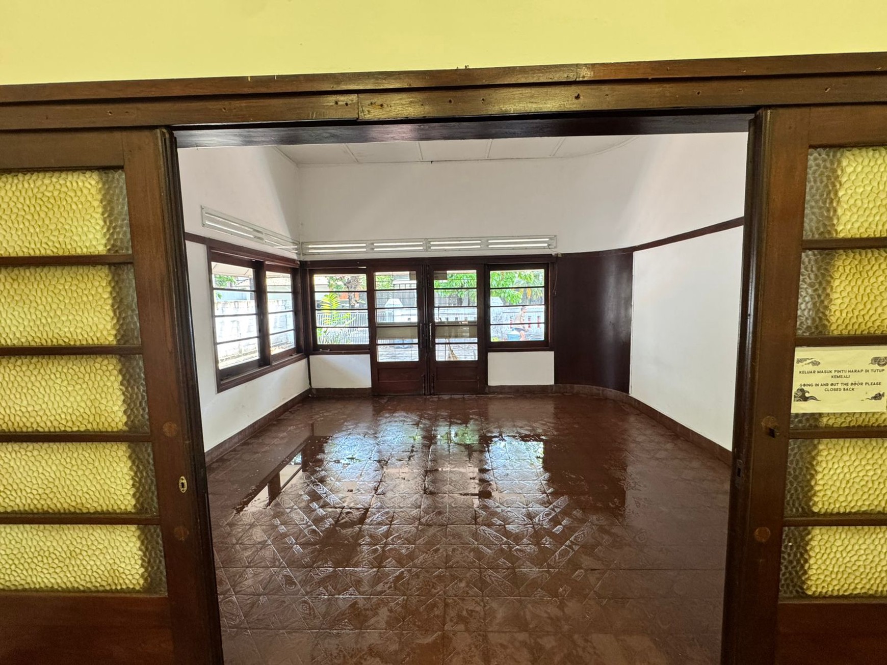 Rumah Lama dekat ITB & Rumah Sakit Boromeus cocok untuk Kantor