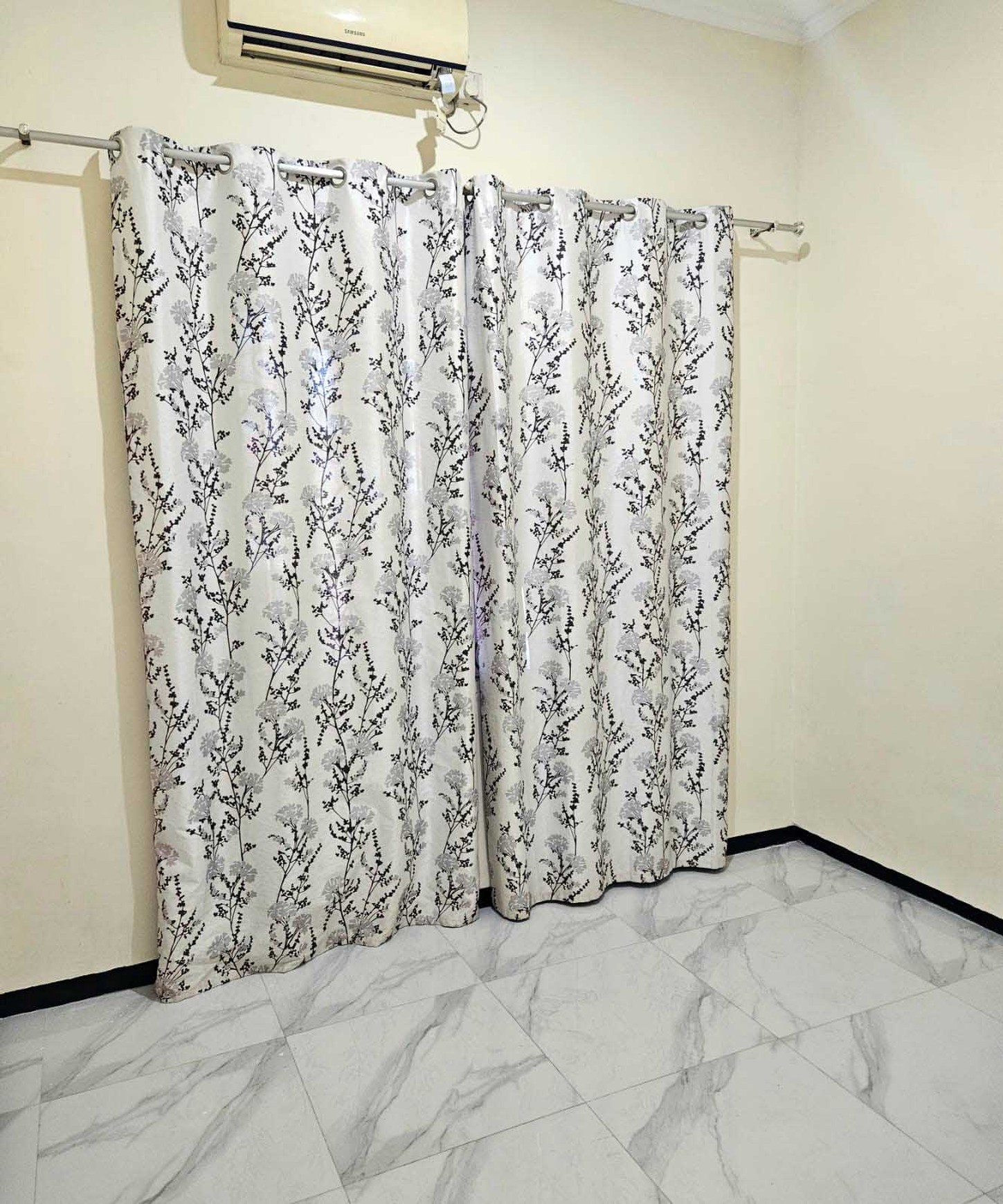 Rumah di Nirwana Eksekutif Surabaya Timur, Furnished, Siap Huni - NH -