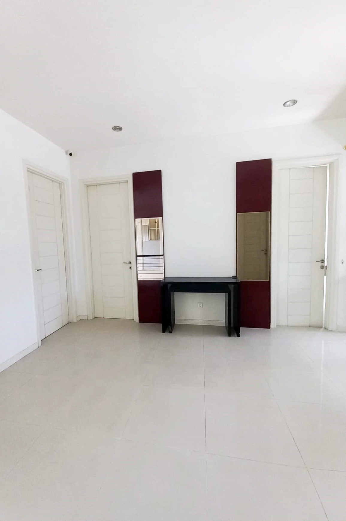 Rumah di Citraland Diamond Hill Surabaya Barat, Minimalis, 2 Lantai, Lingkungan Elit, Siap Huni