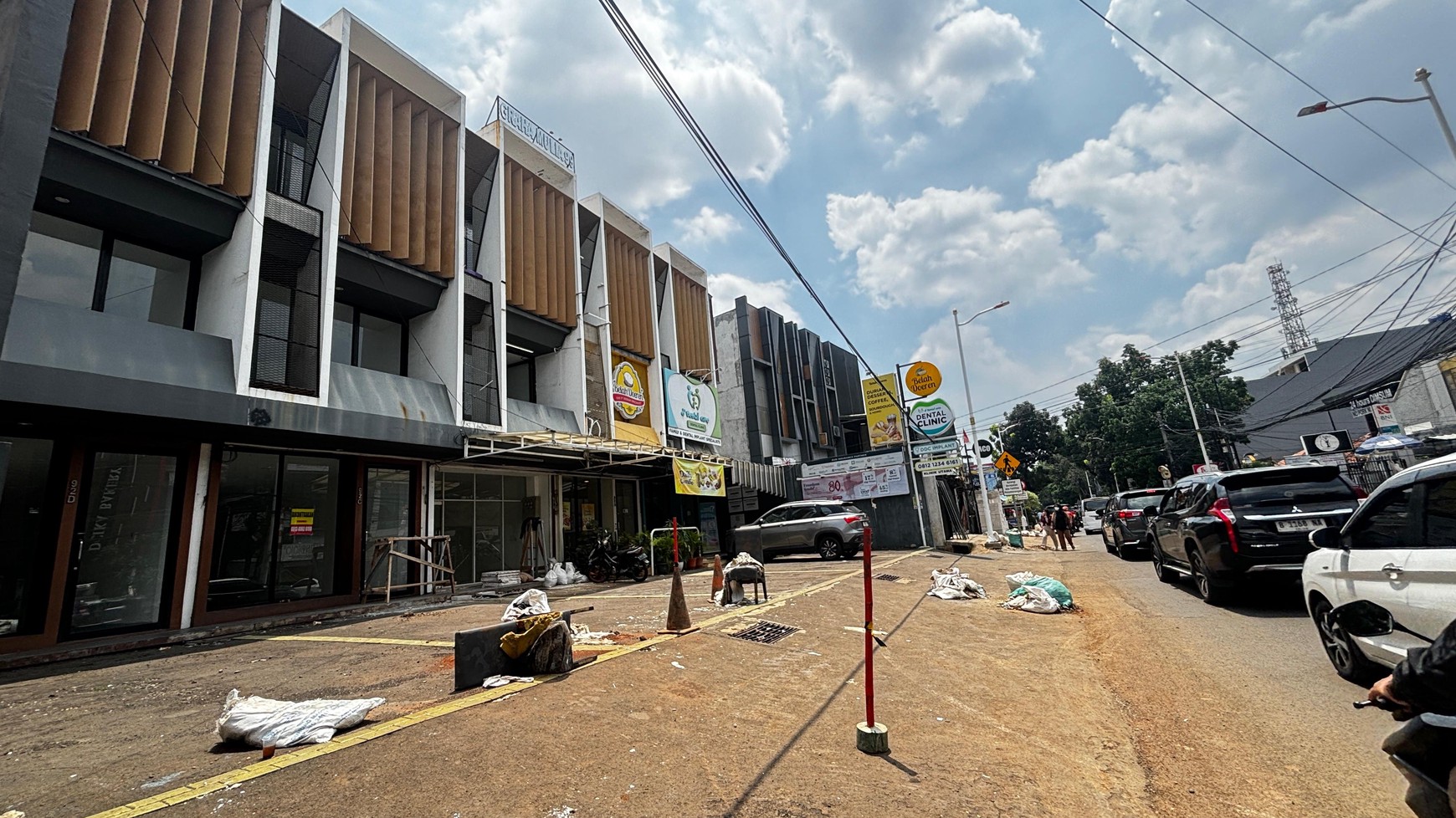 Ruko Baru 3,5 Lantai, Strategis Komersil Di Tebet Barat, Dekat Jl. MT Haryono