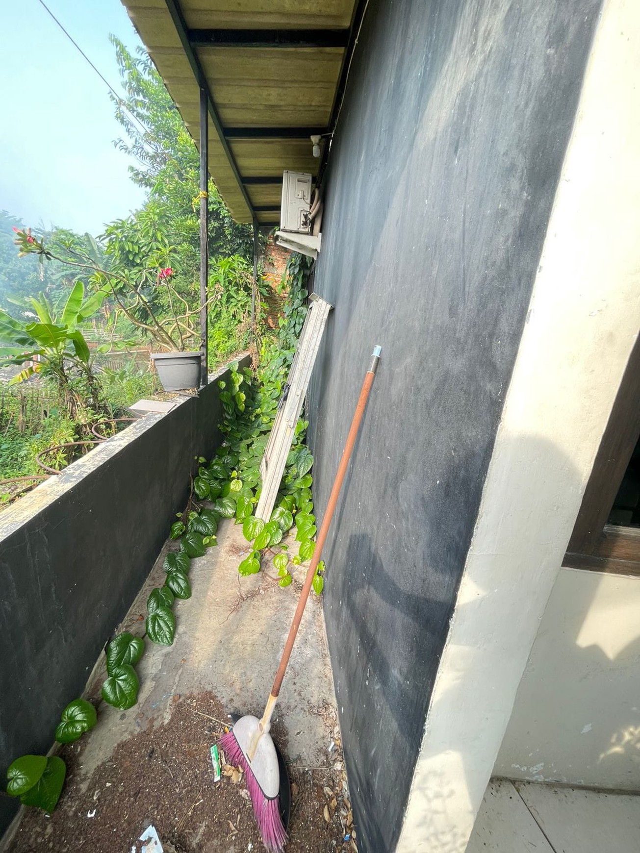 Dijual Rumah di Jalan Madrasah, Bambu Apus - Cipayung, Jakarta Timur
