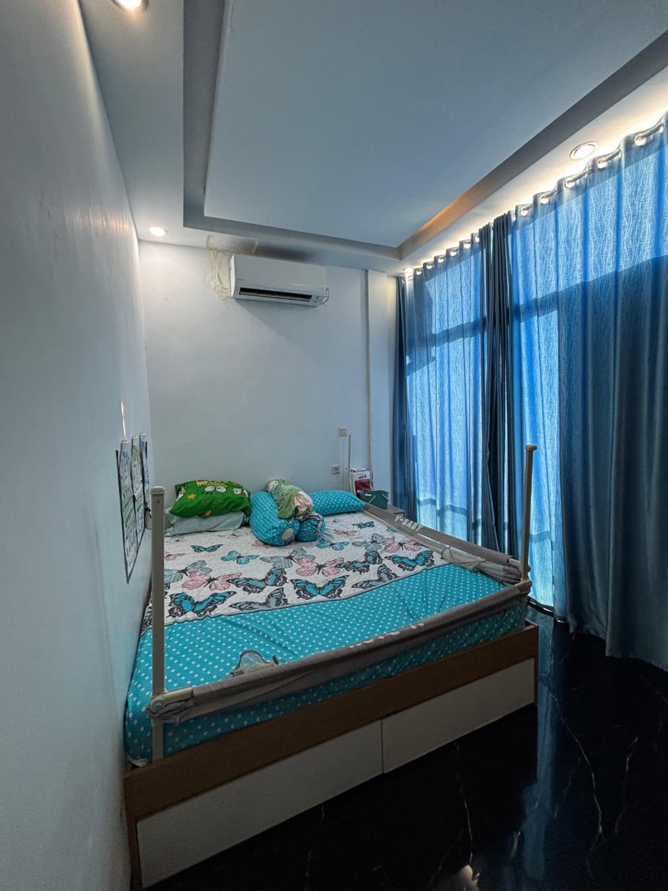 Dijual Rumah di Jalan Waru Raya, Kalideres, Jakarta Barat