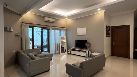 Rumah Semi Furnished Luas di Jakarta Selatan  LT 411 LB 400 Semi Furnished Surat SHM