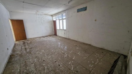 Dijual Rumah Lama Hitung Tanah Lokasi Strategis di Jl. Cempaka Putih Tengah, Jakarta Pusat