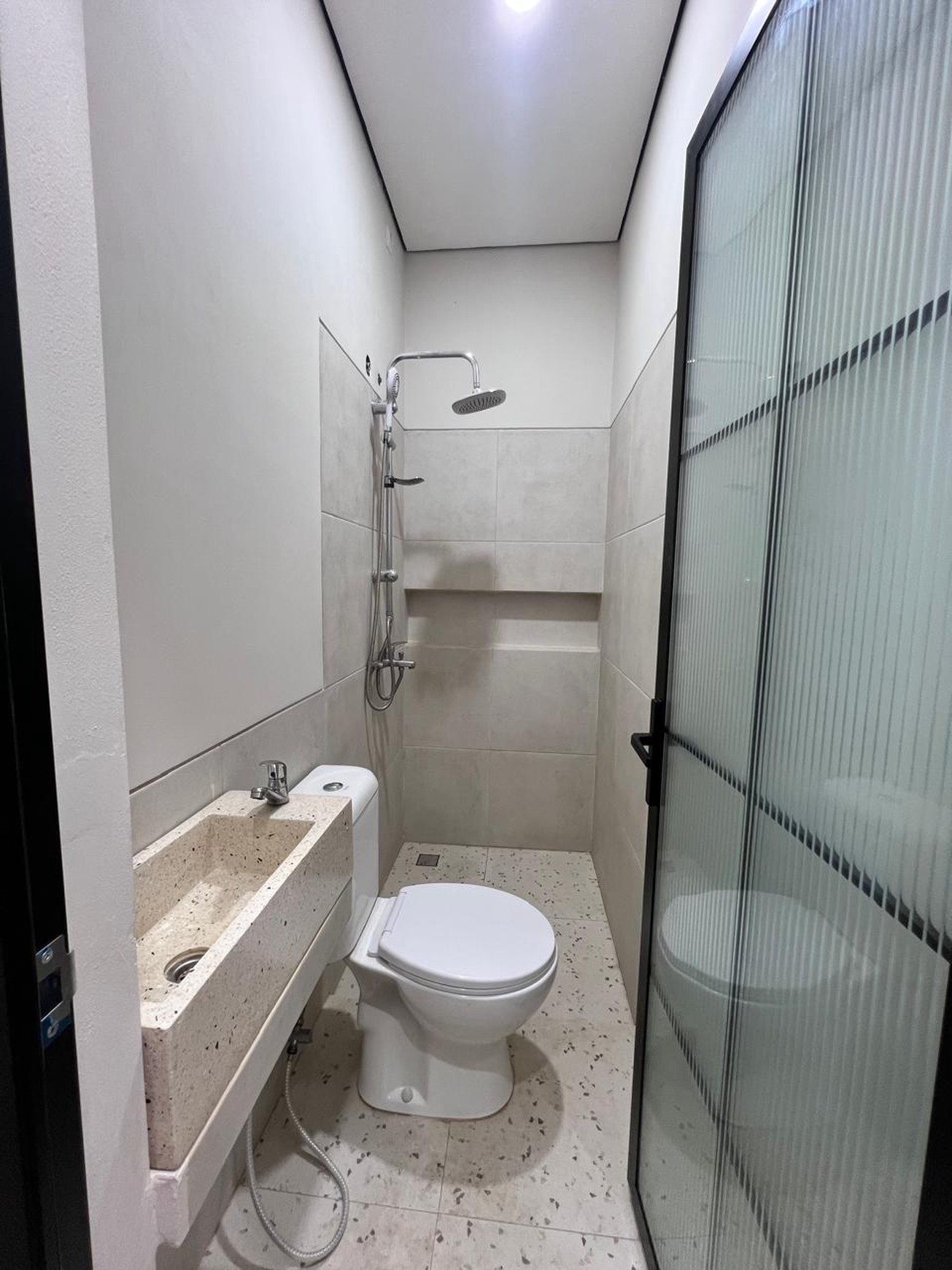 Rumah Minimalis Brand New, Siap huni lokasi strategis di Bintaro