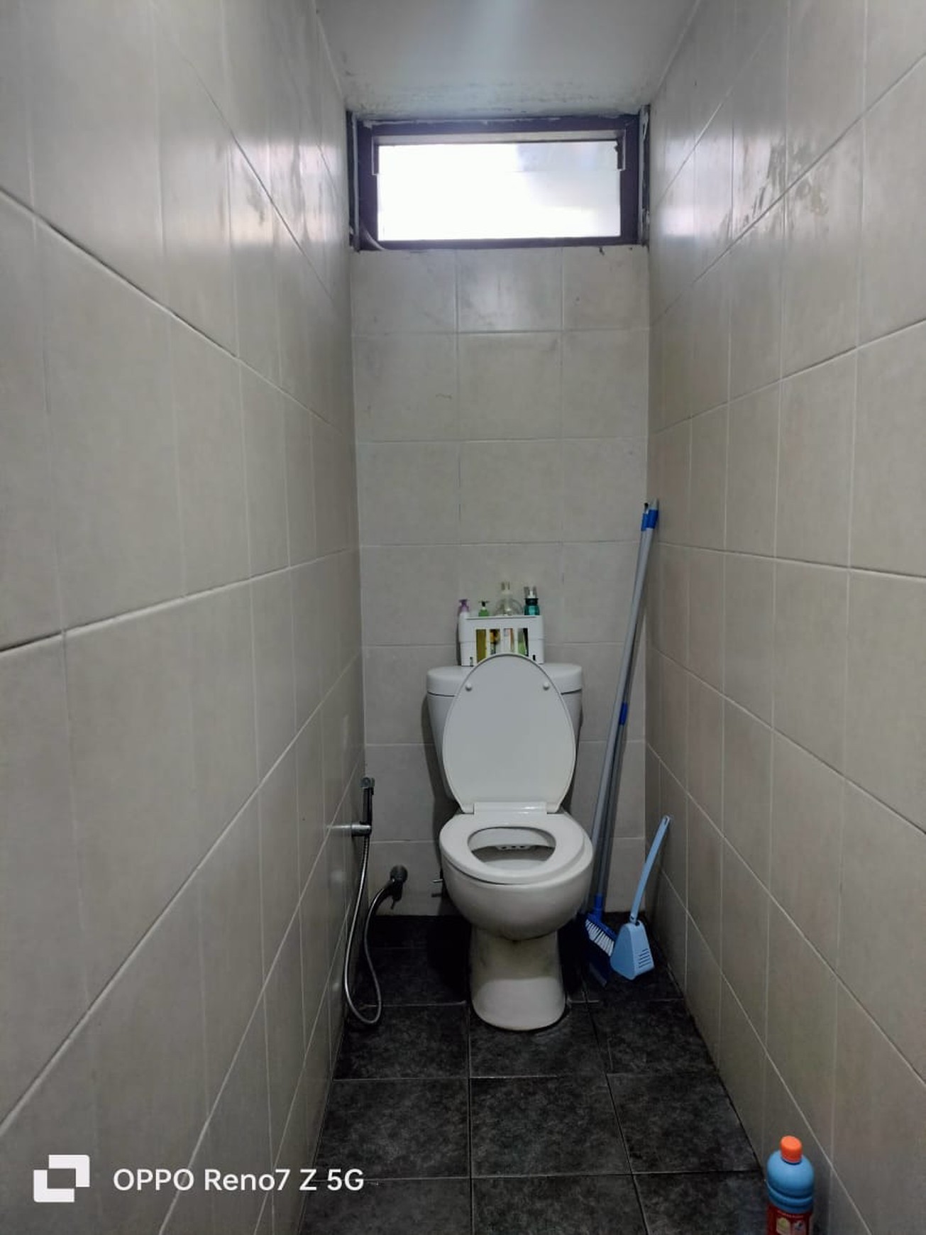 Dijual Rumah di Bintaro Jaya dengan KT 4+1 KM 3+1 Surat SHM