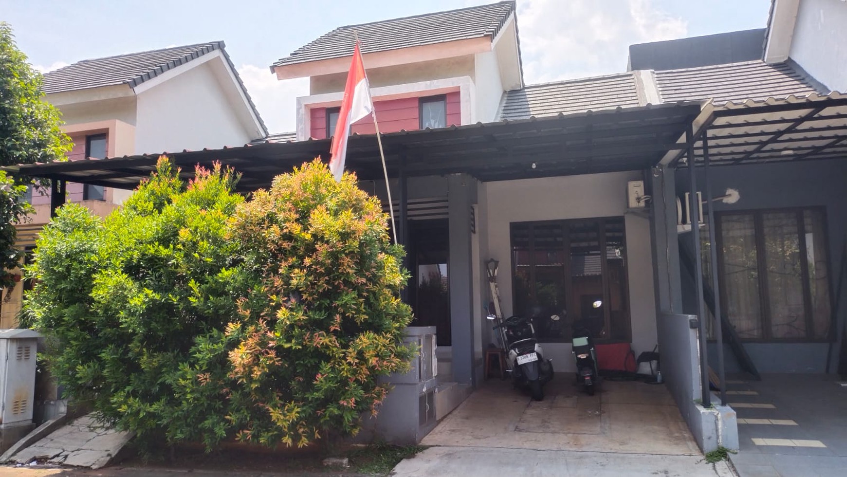 Rumah Bagus Di Melia Grove Graha Raya Bintaro Jaya