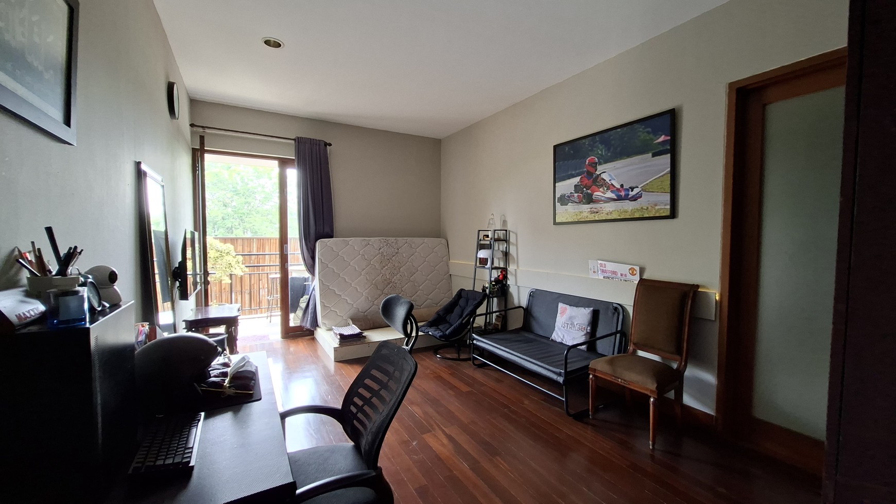 Rumah Bergaya Villa @Kemang