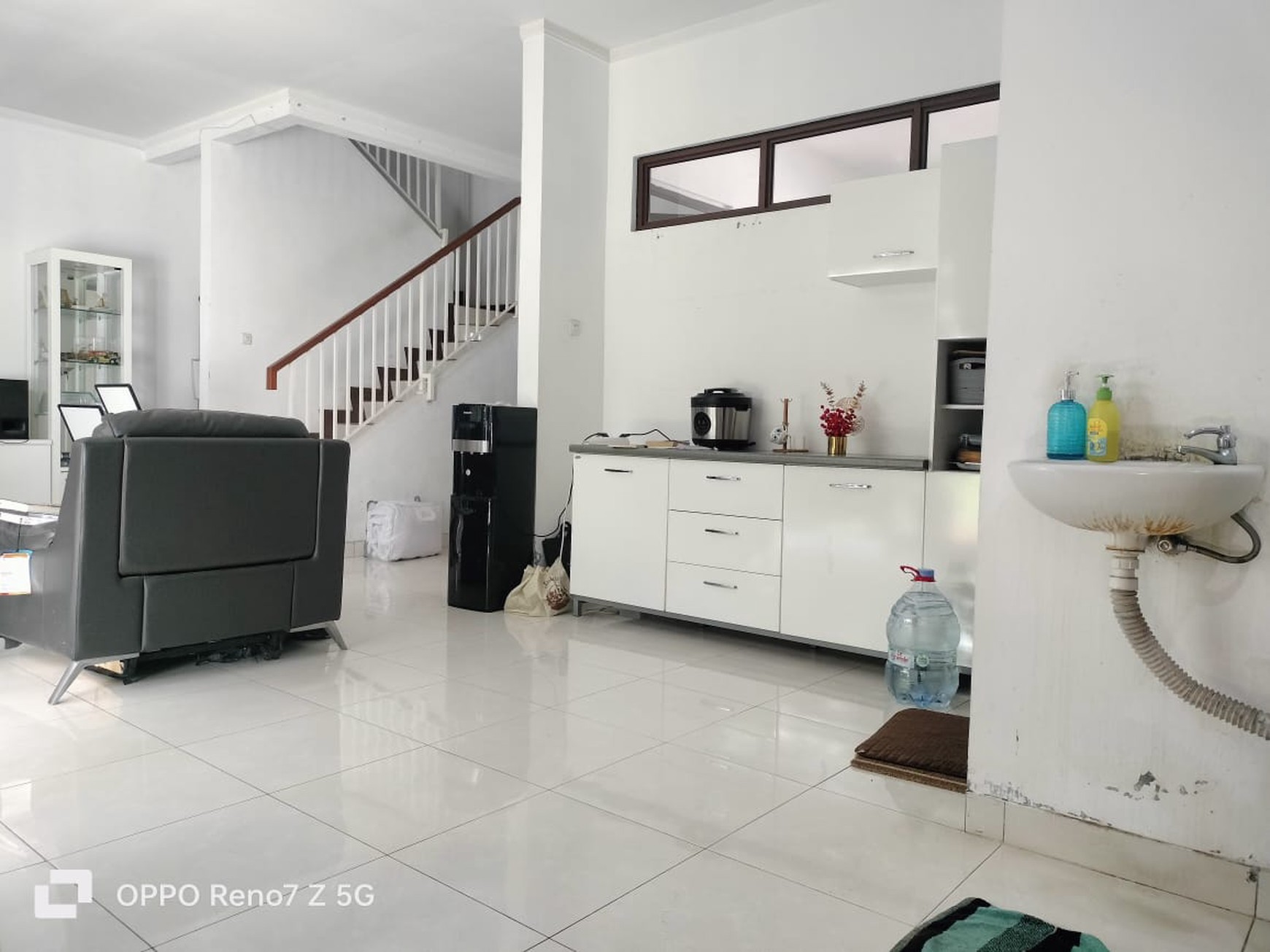 Disewa Rumah 2 Lantai Di Bintaro Jaya KT 4+1 KM 4+1 Siap Huni