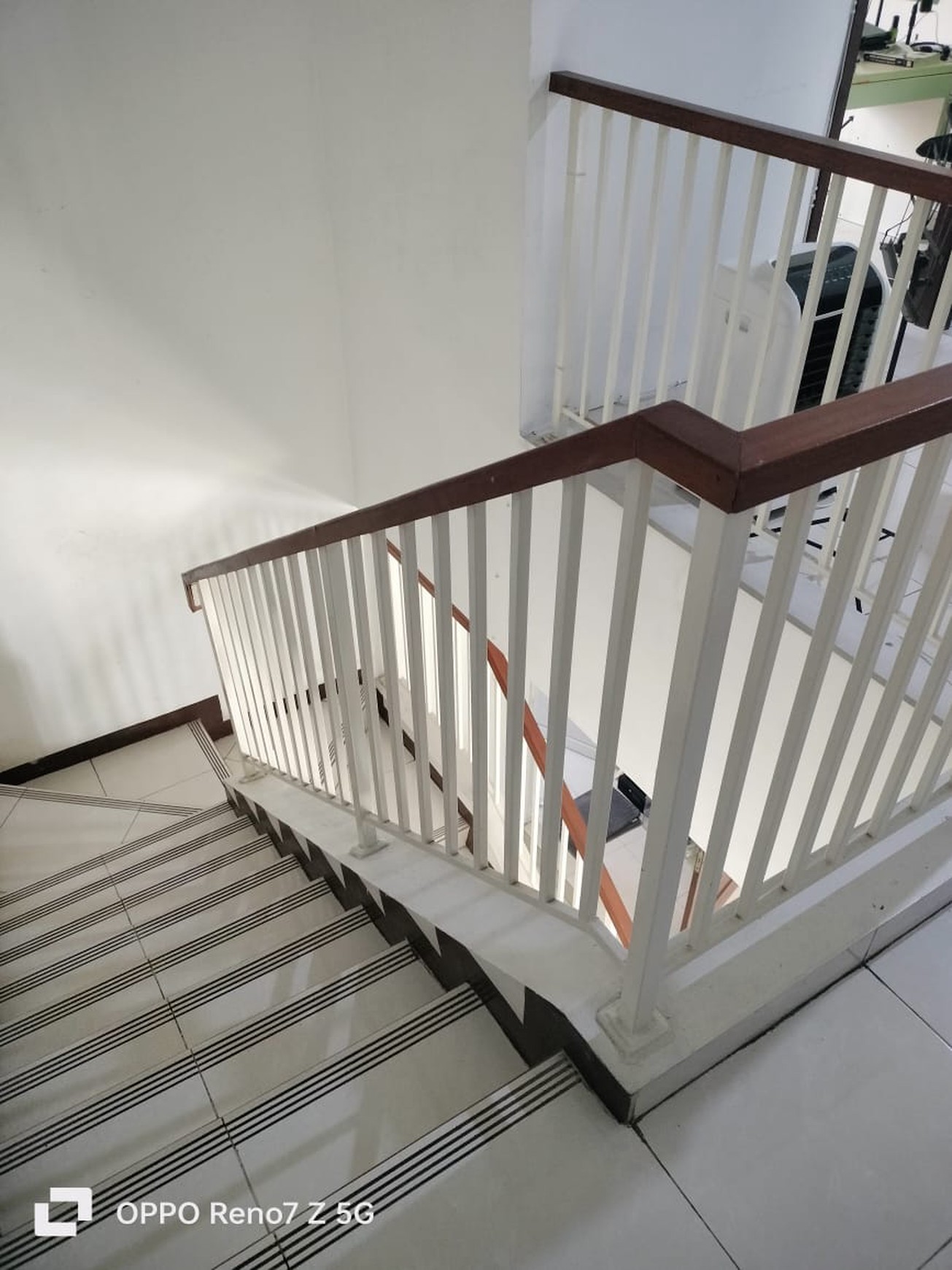 Disewa Rumah 2 Lantai Di Bintaro Jaya KT 4+1 KM 4+1 Siap Huni