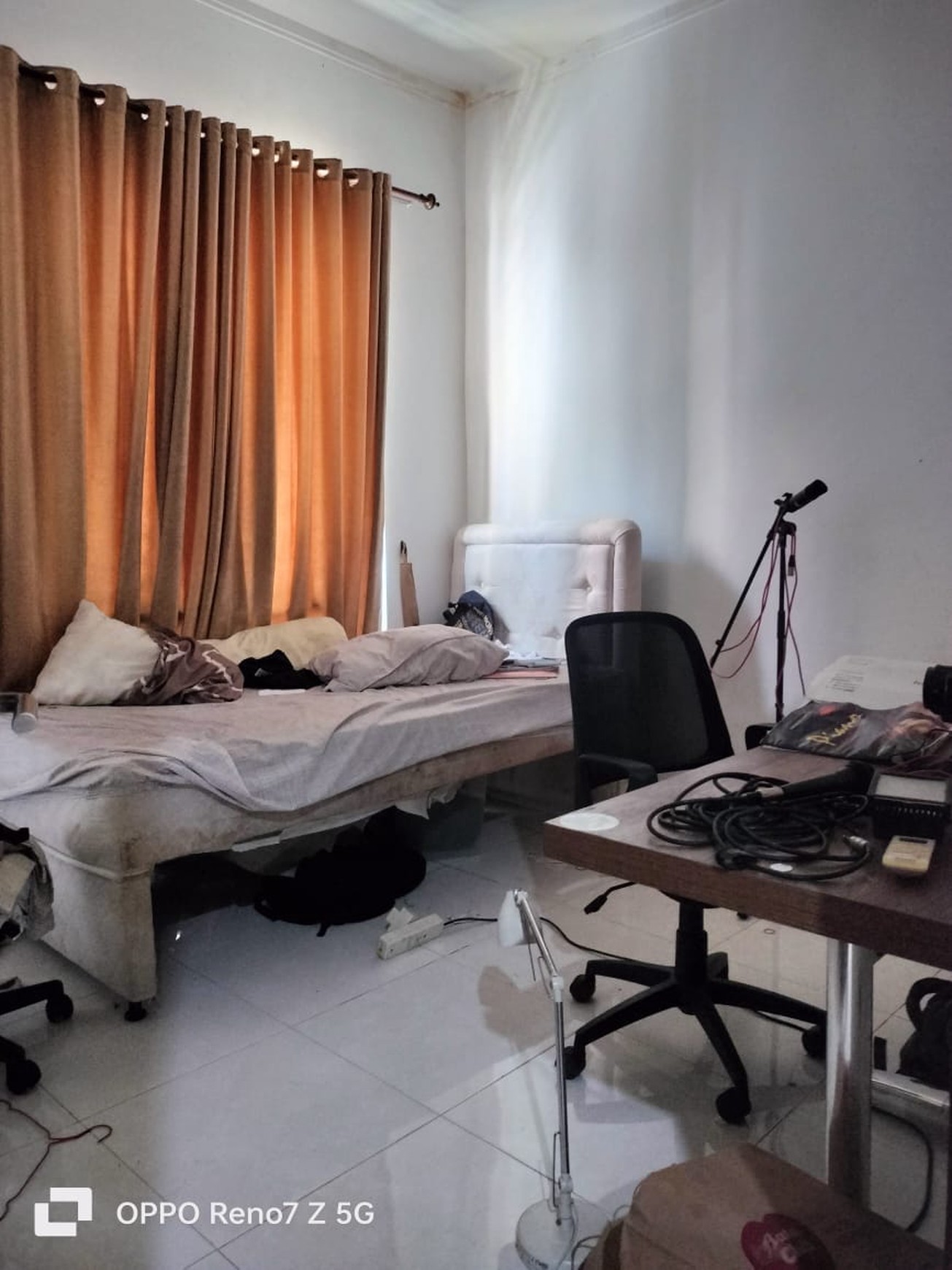 Disewa Rumah 2 Lantai Di Bintaro Jaya KT 4+1 KM 4+1 Siap Huni