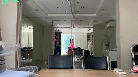 Ruko siap pakai di area strategis dekat dengan mall kelapa gading.