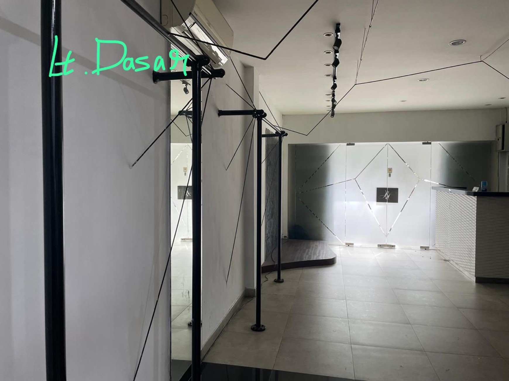 Ruko siap pakai di area strategis dekat dengan mall kelapa gading.