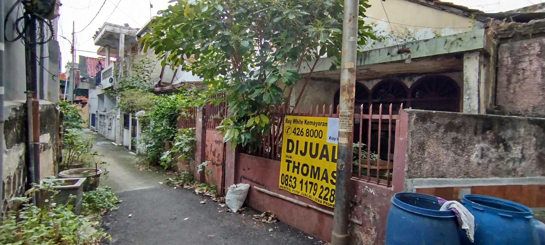 JUAL MURAH rumah dalam gang belakang Wahana Honda Gunung Sahari Raya