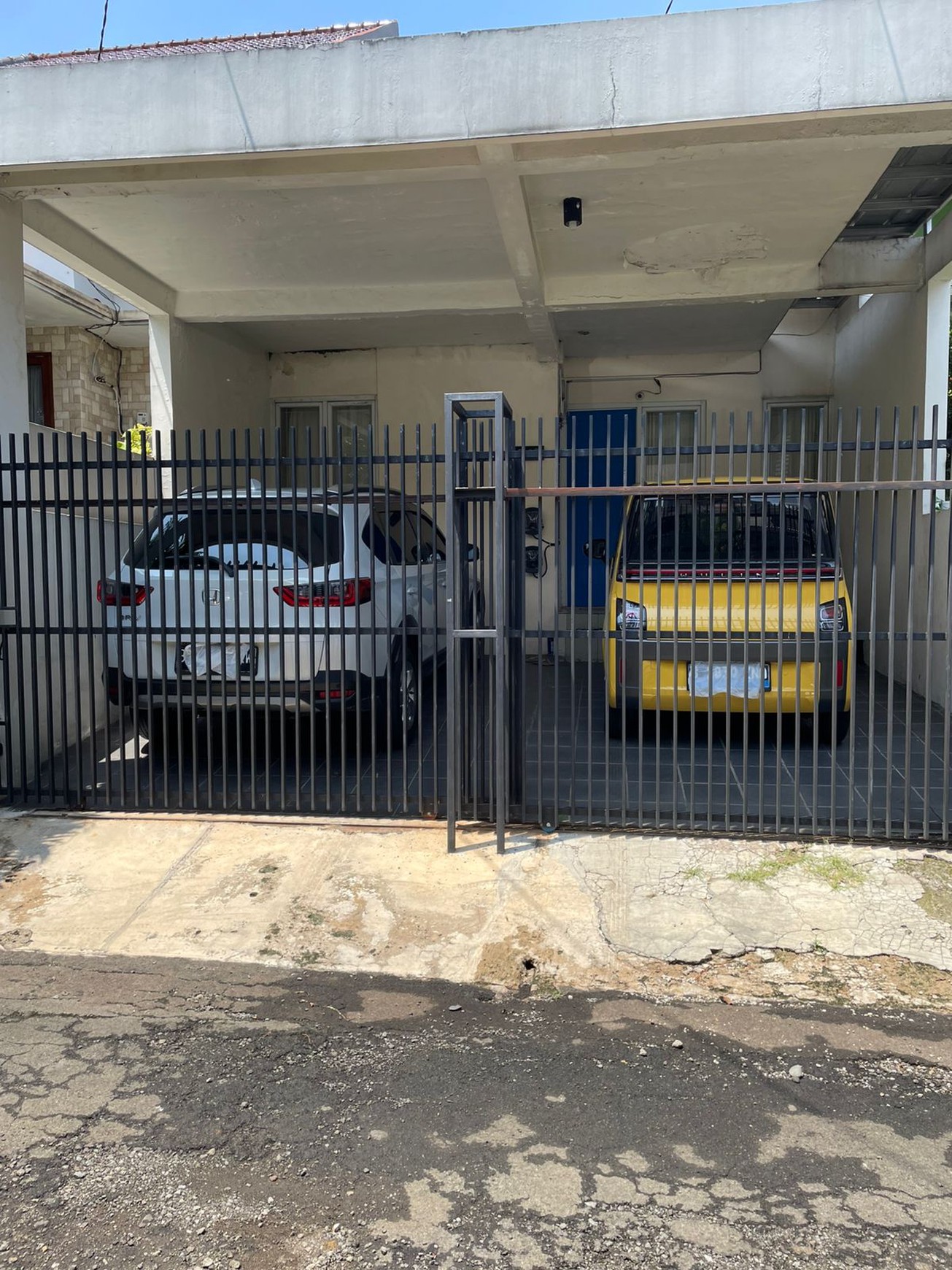 Rumah Minimalis dalam Townhouse Strategis di Cinere dekat ke Mall