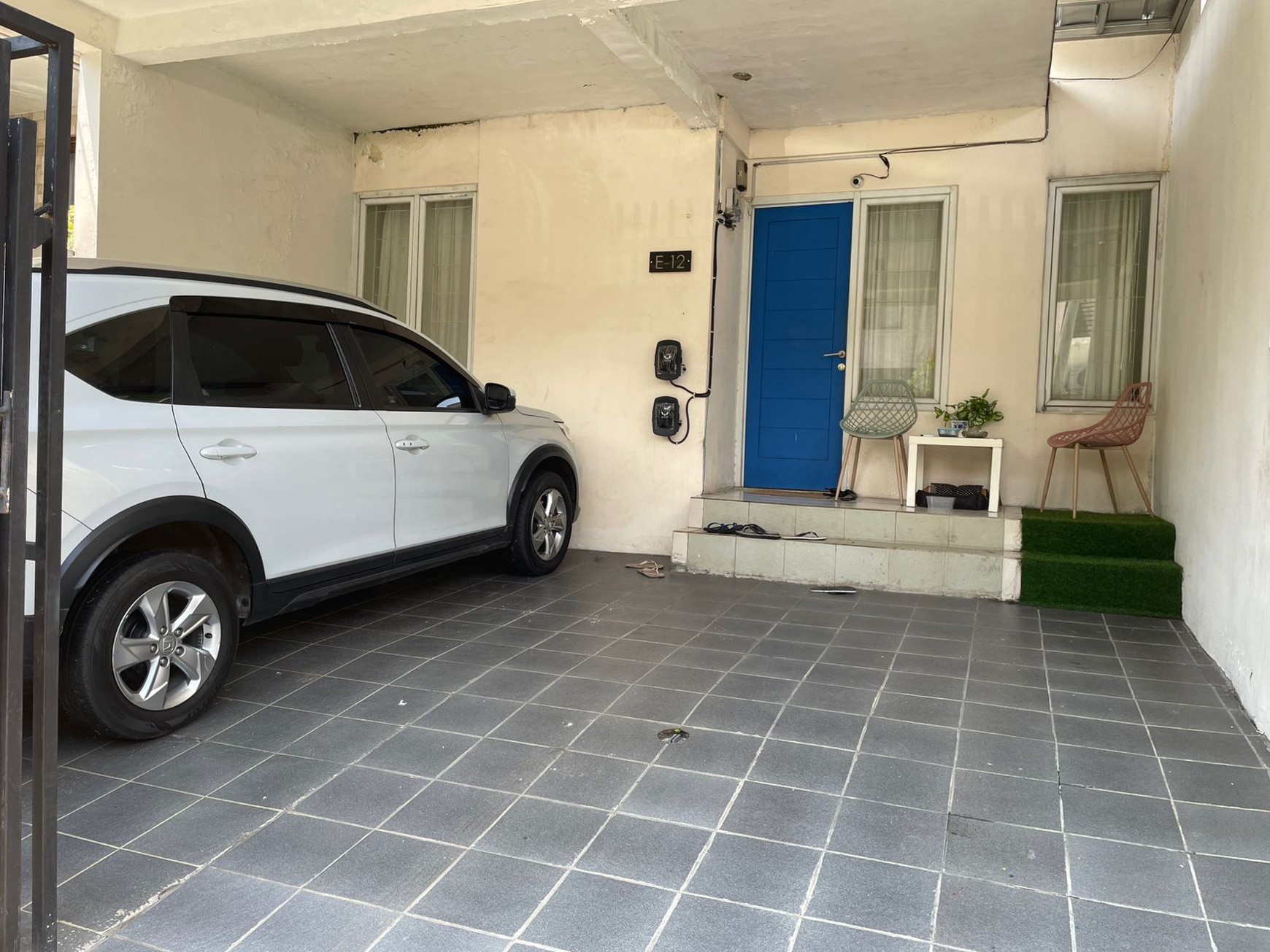 Rumah Minimalis dalam Townhouse Strategis di Cinere dekat ke Mall