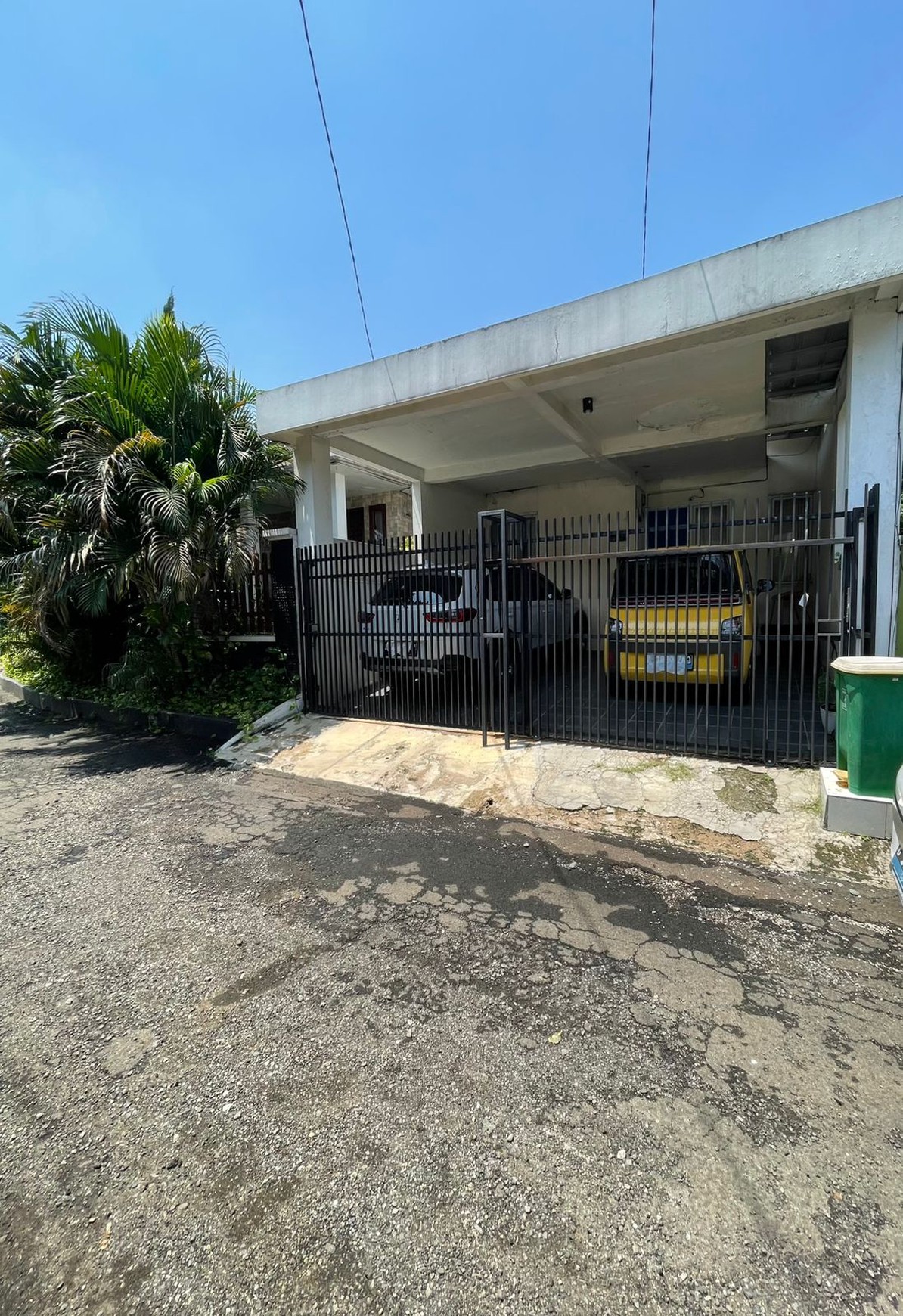 Rumah Minimalis dalam Townhouse Strategis di Cinere dekat ke Mall