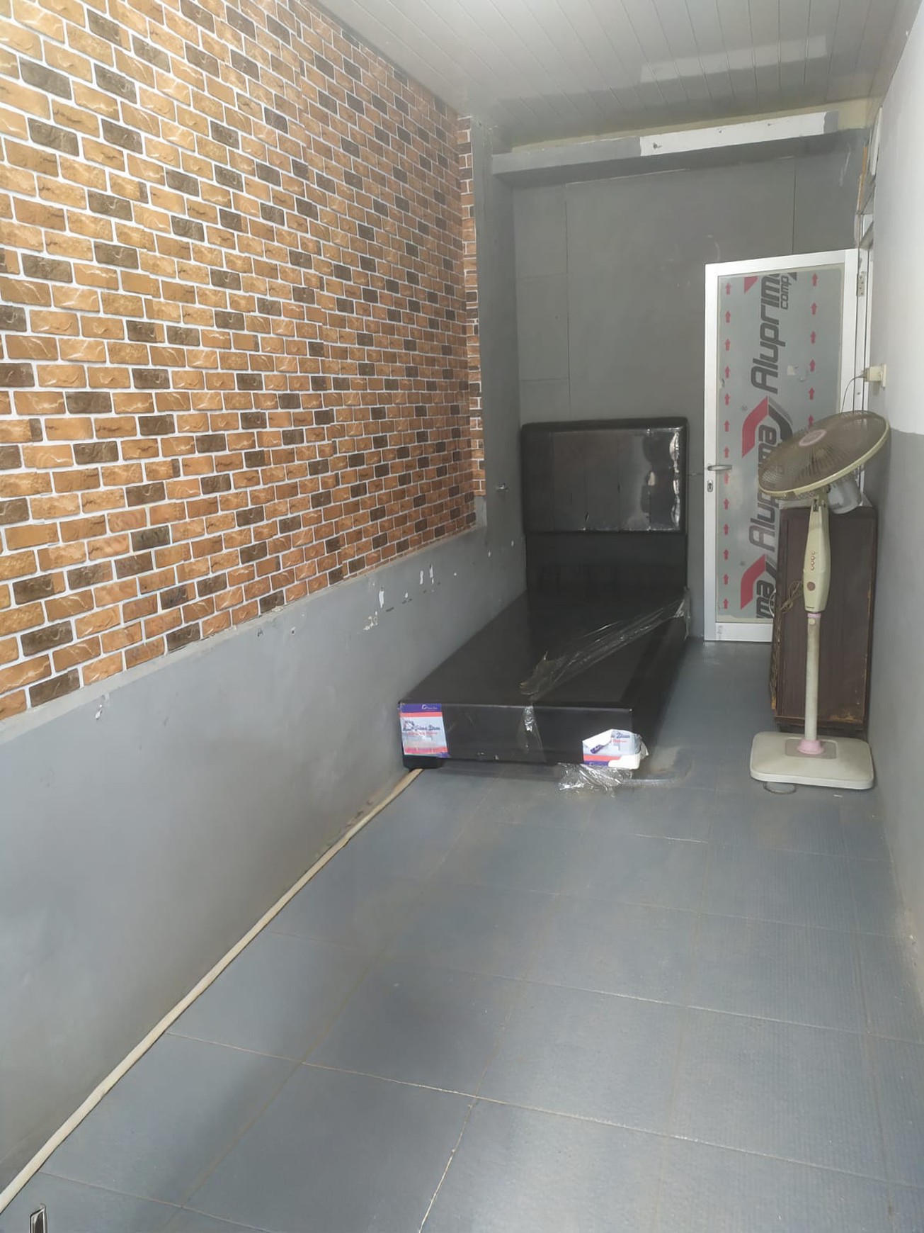 Rumah Siap Huni dan Bisa untuk Usaha di Metland Cileungsi