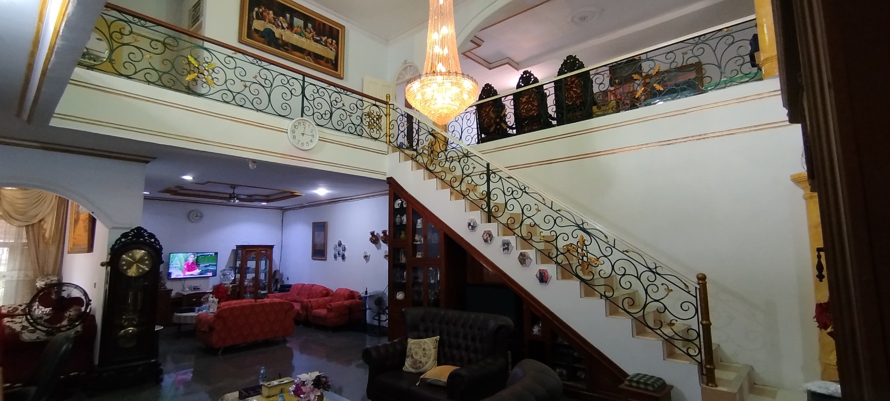 Jual MURAH! Rumah hoek bagus dan siap pakai di Cempaka Putih tengah